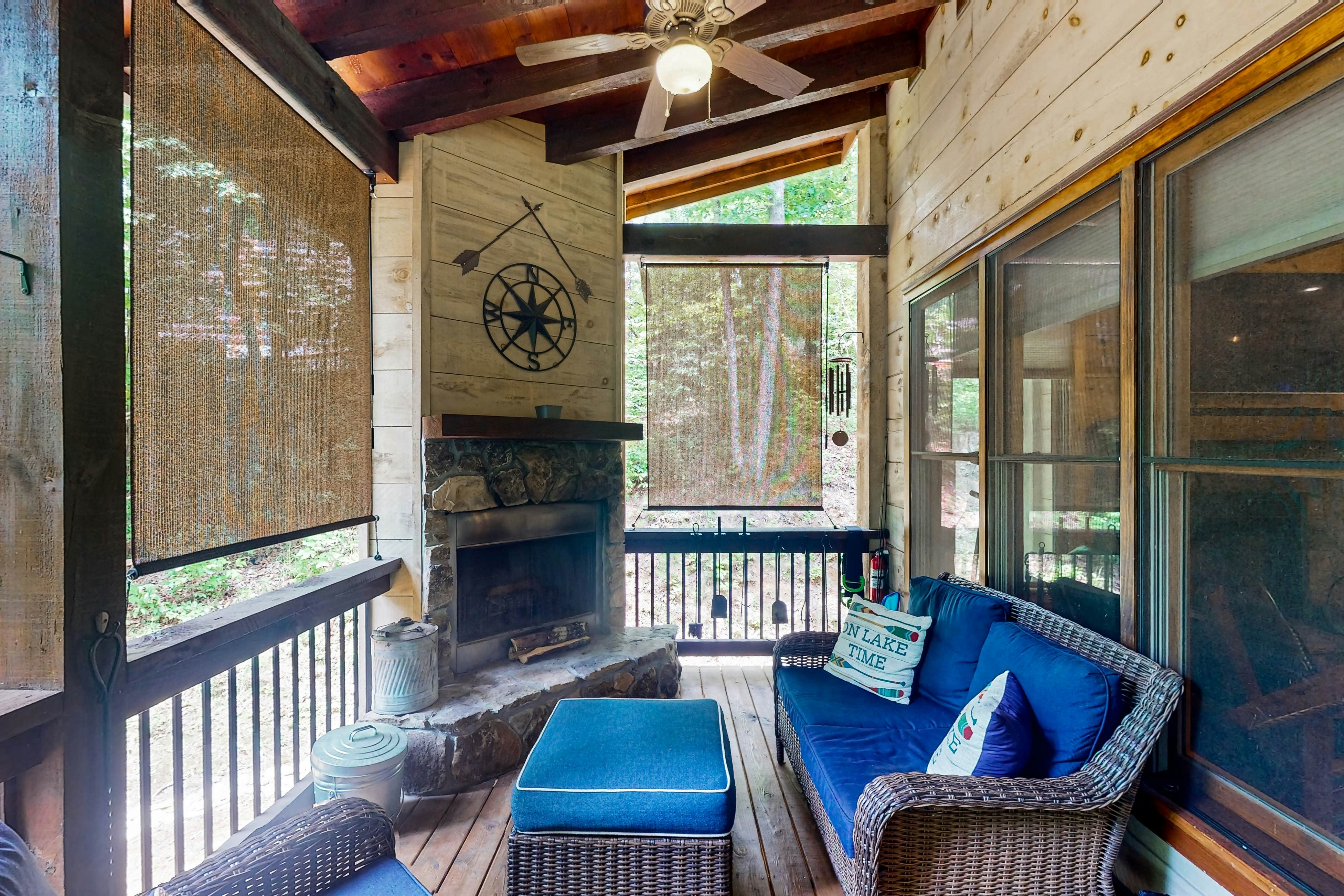 Simply Devine at Water's Edge