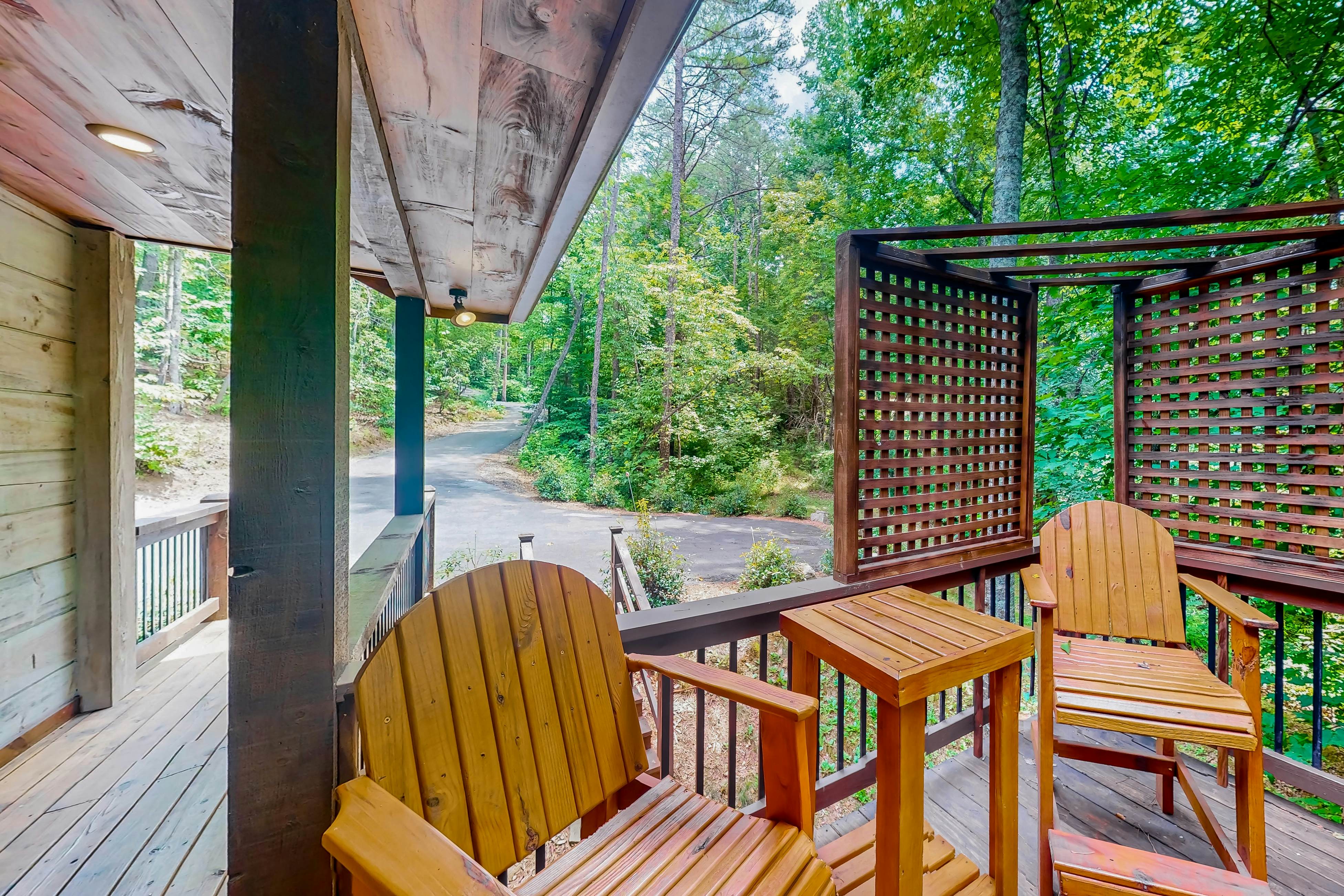 Simply Devine at Water's Edge