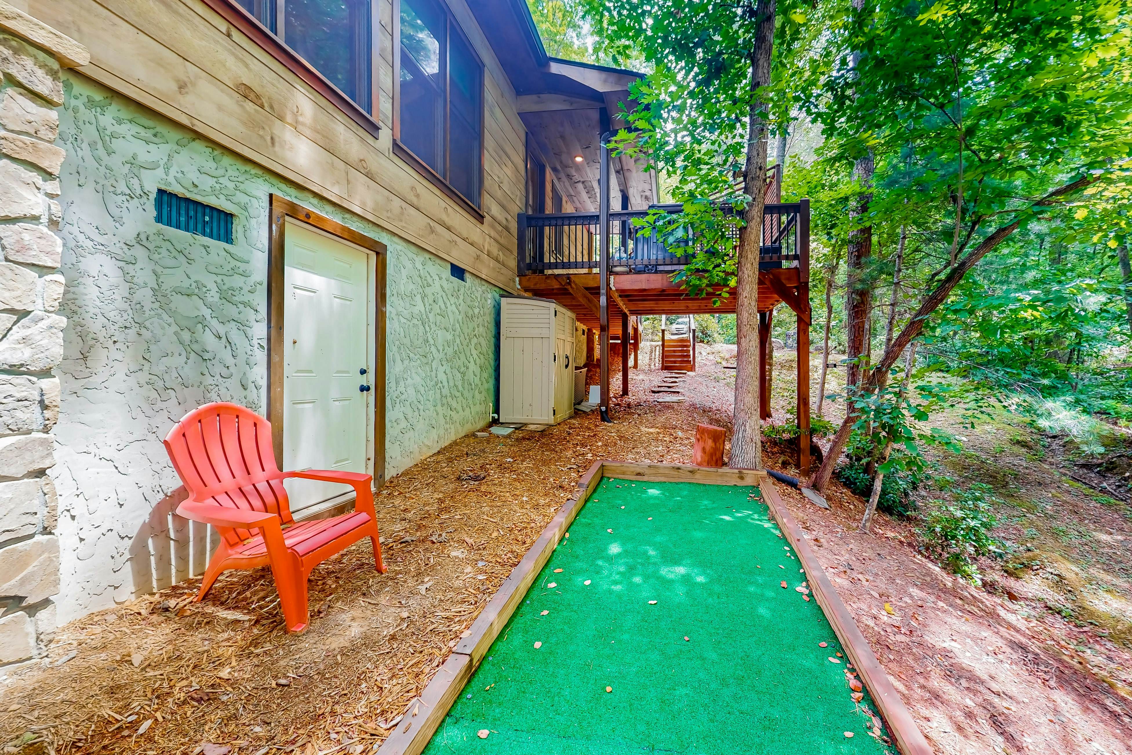 Simply Devine at Water's Edge