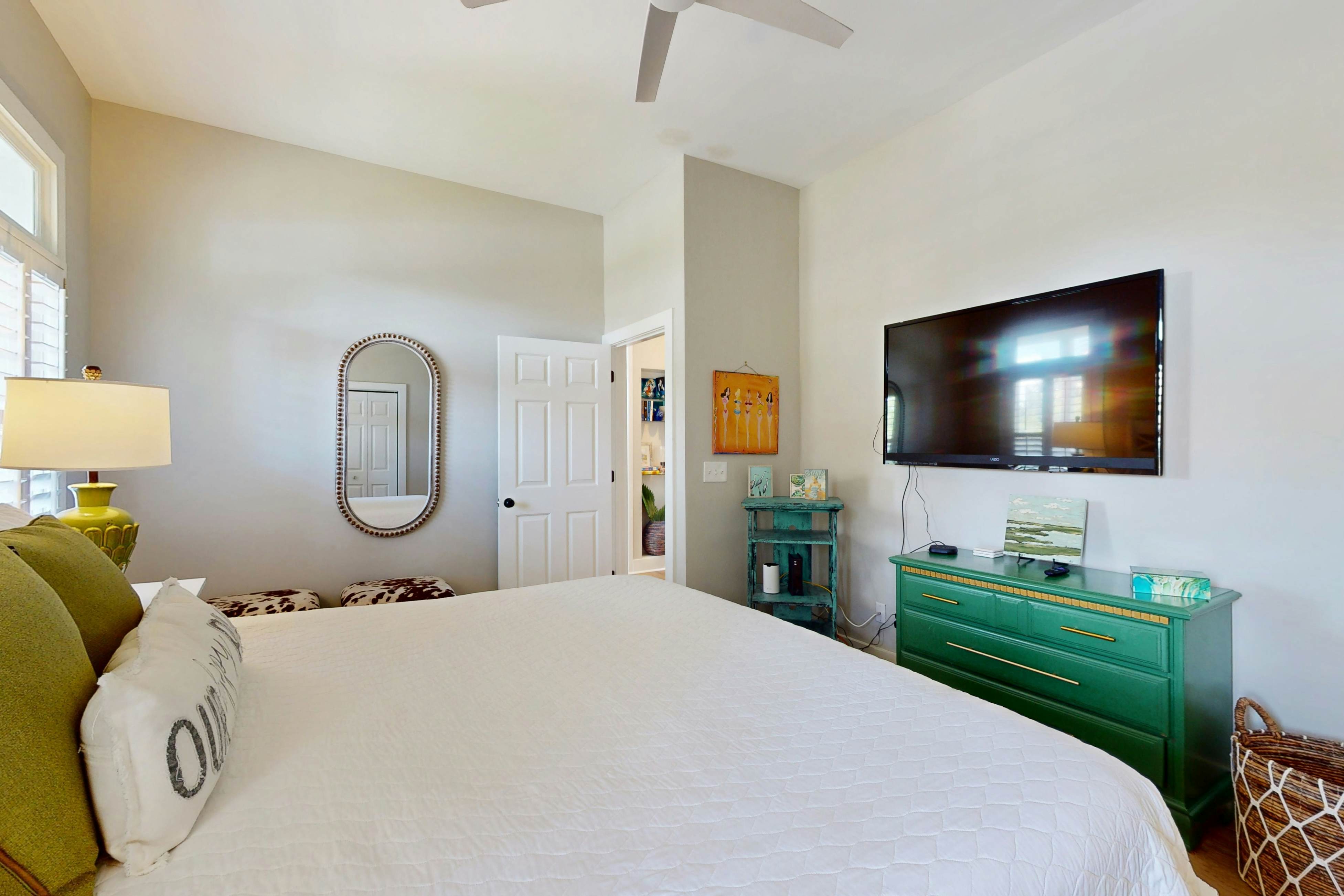 Coastal Escape at Litchfield by the Sea