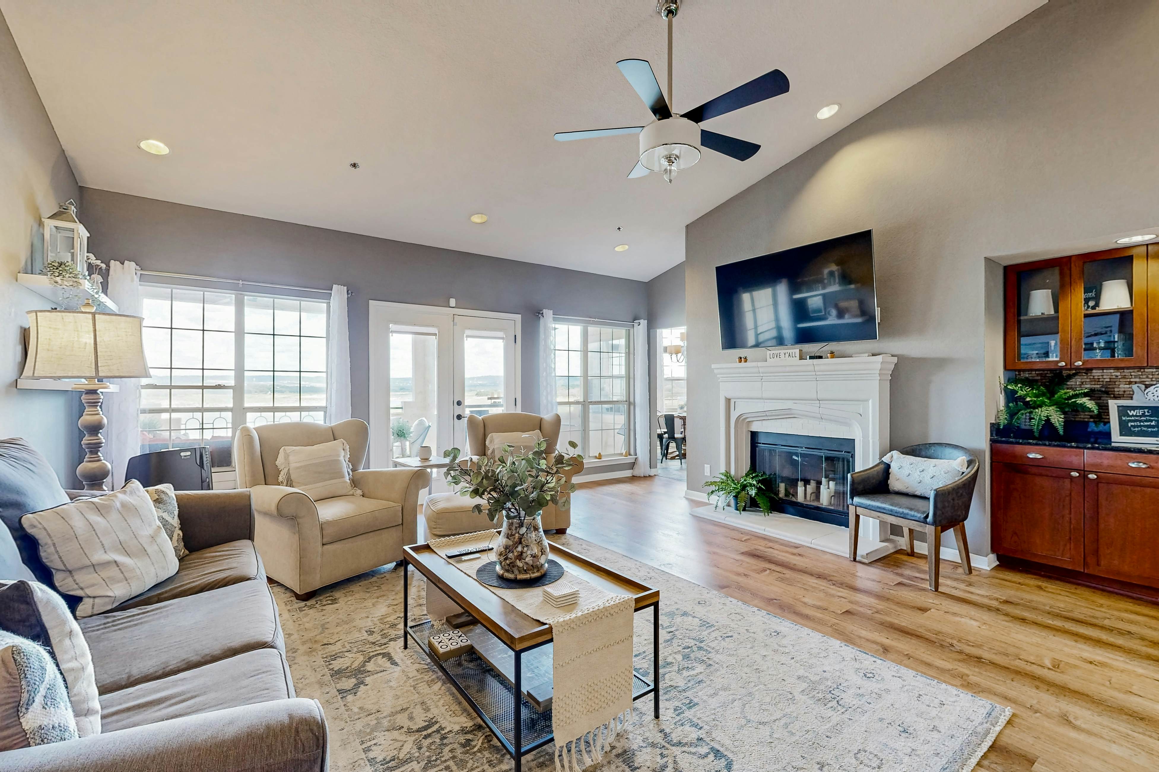 The Island on Lake Travis #1307