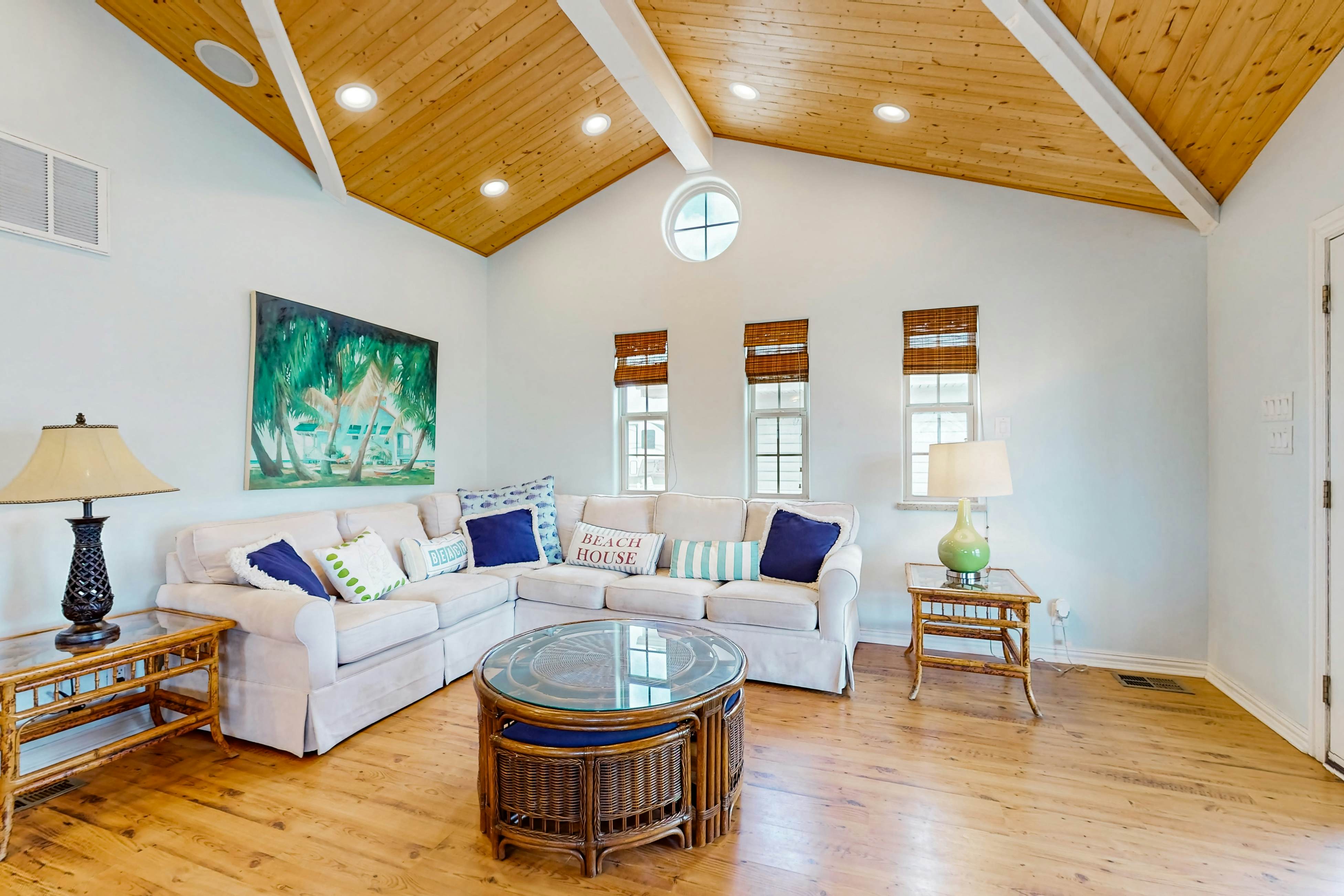 Long Island Village 233 Conch dr