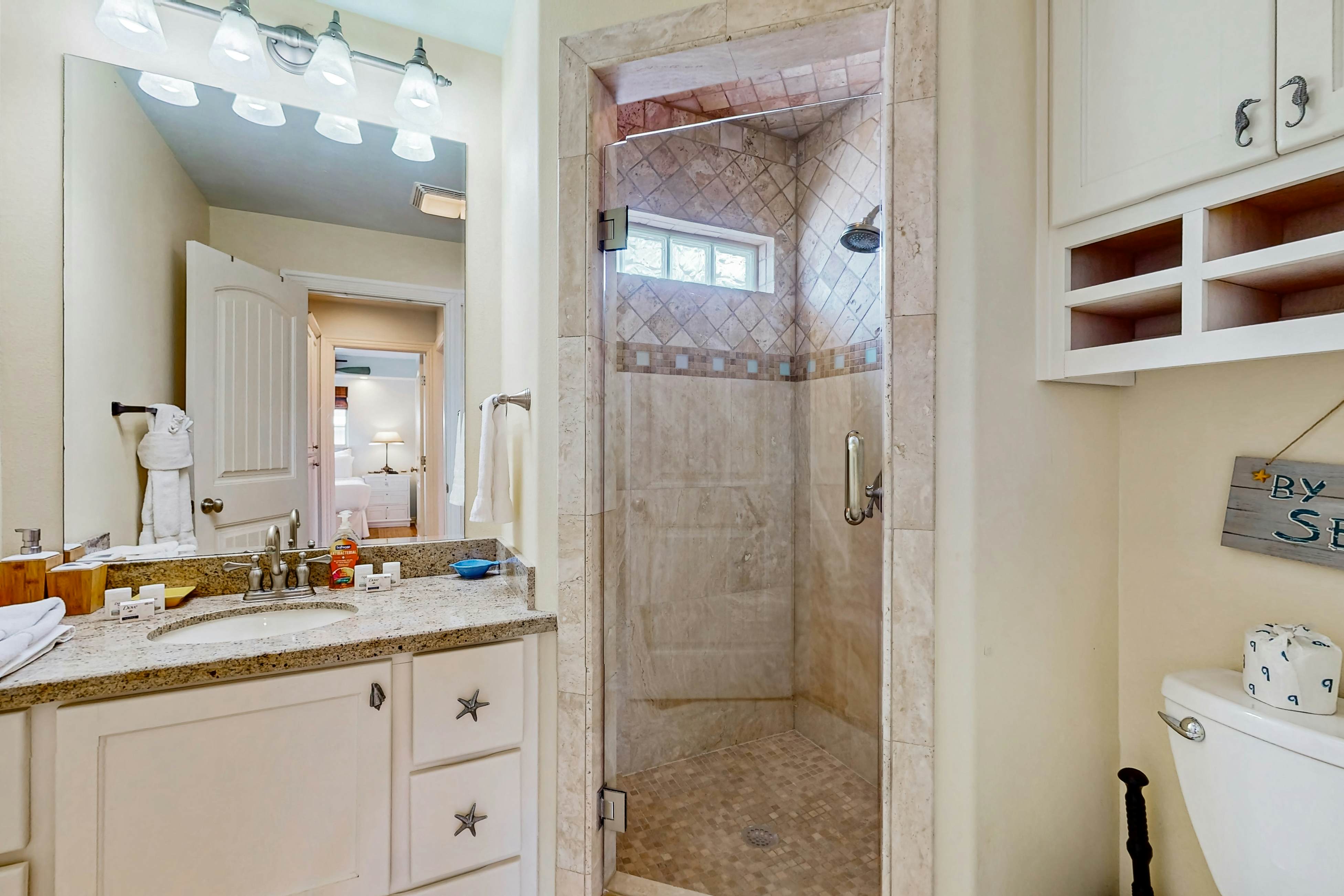 Long Island Village 233 Conch dr