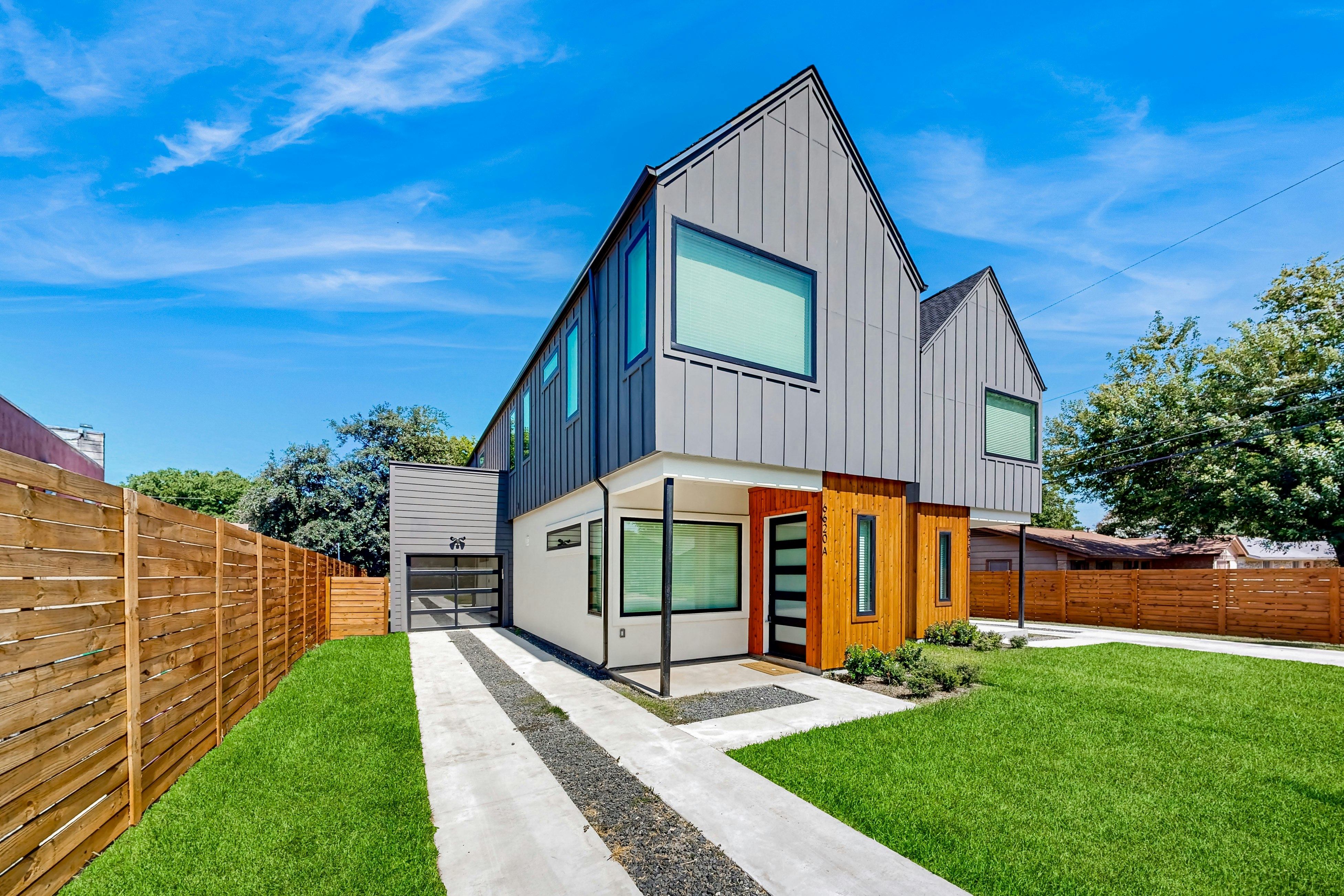 The Isabelle's - Unit A