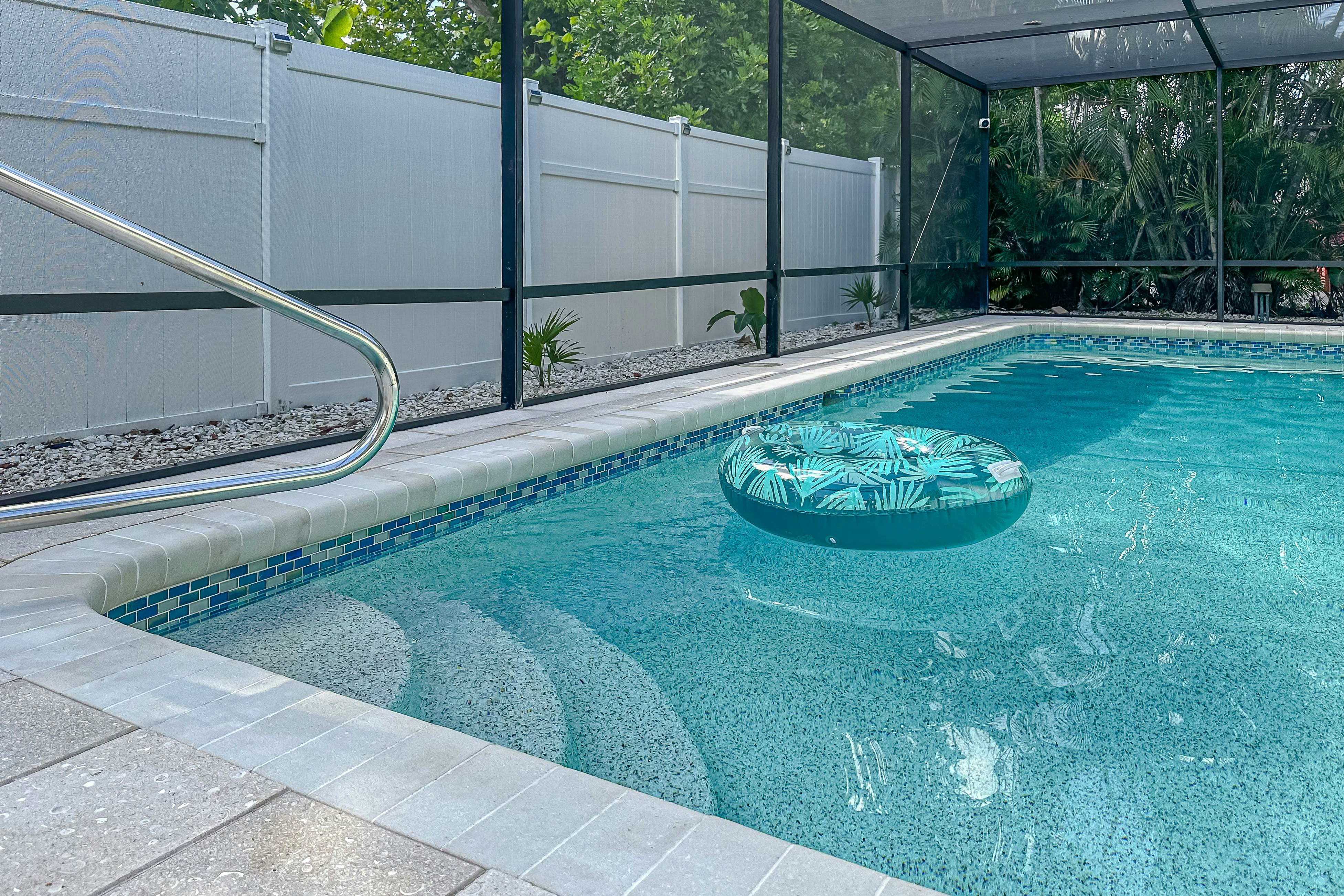 Lounging Palms Estate