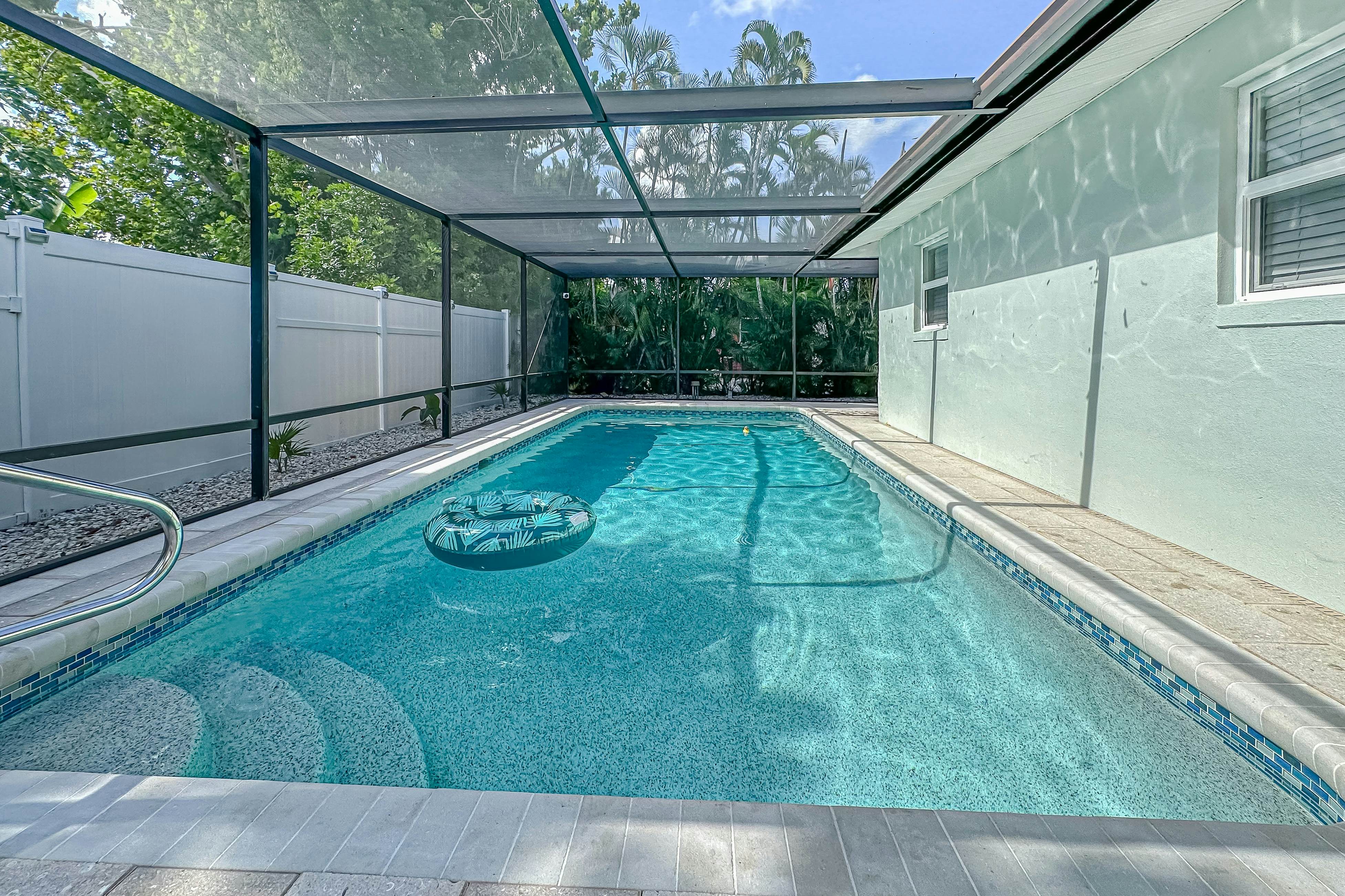 Lounging Palms Estate