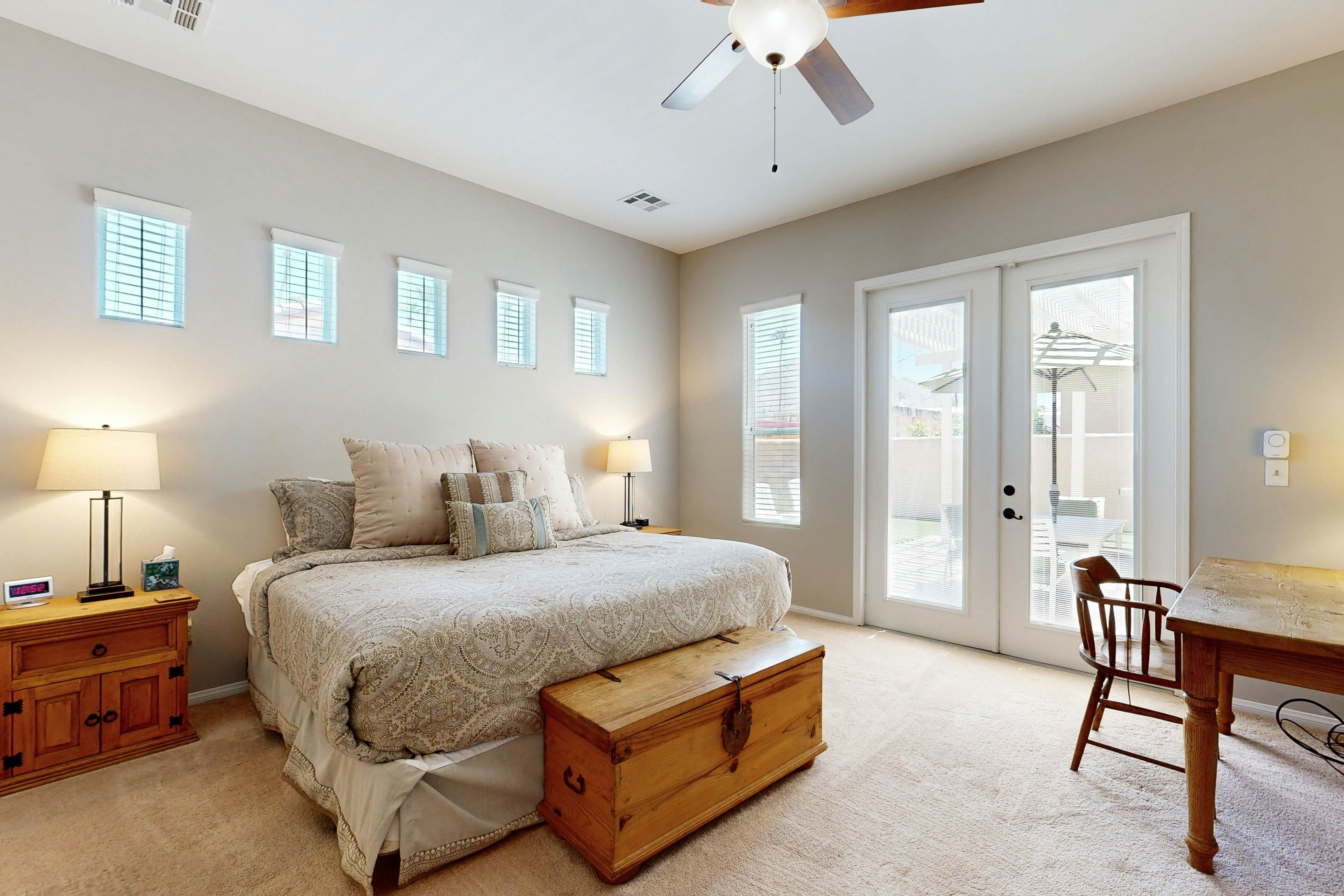 Avenida Alvarado Oasis