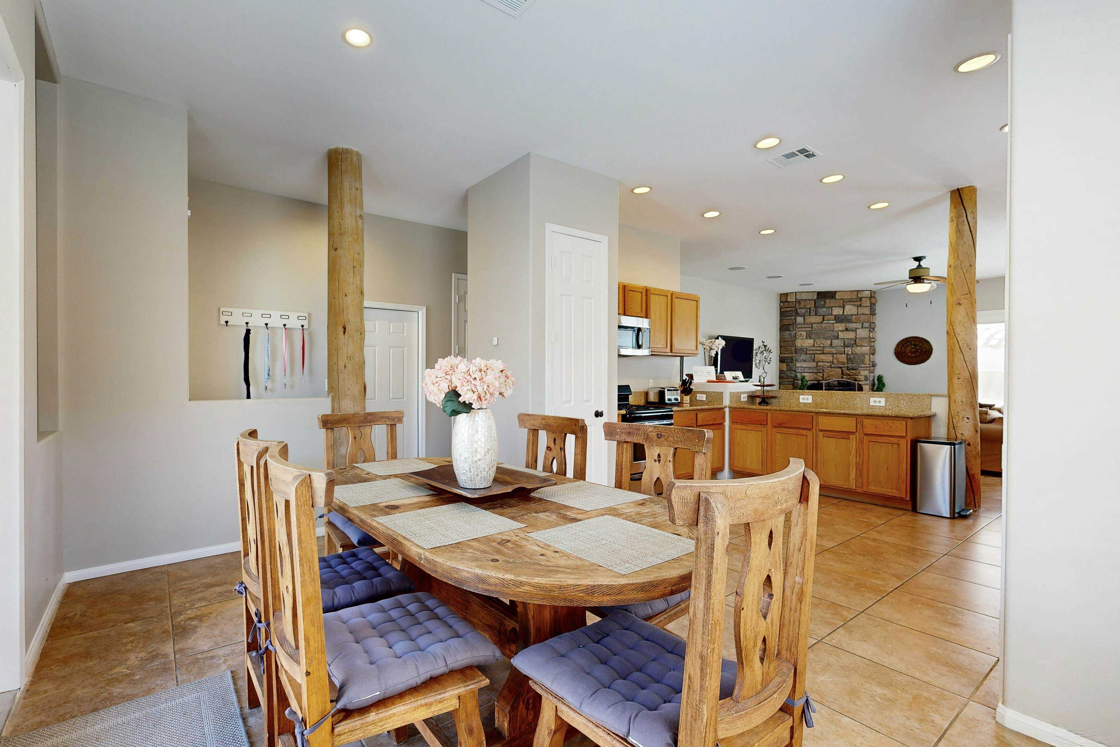 Avenida Alvarado Oasis