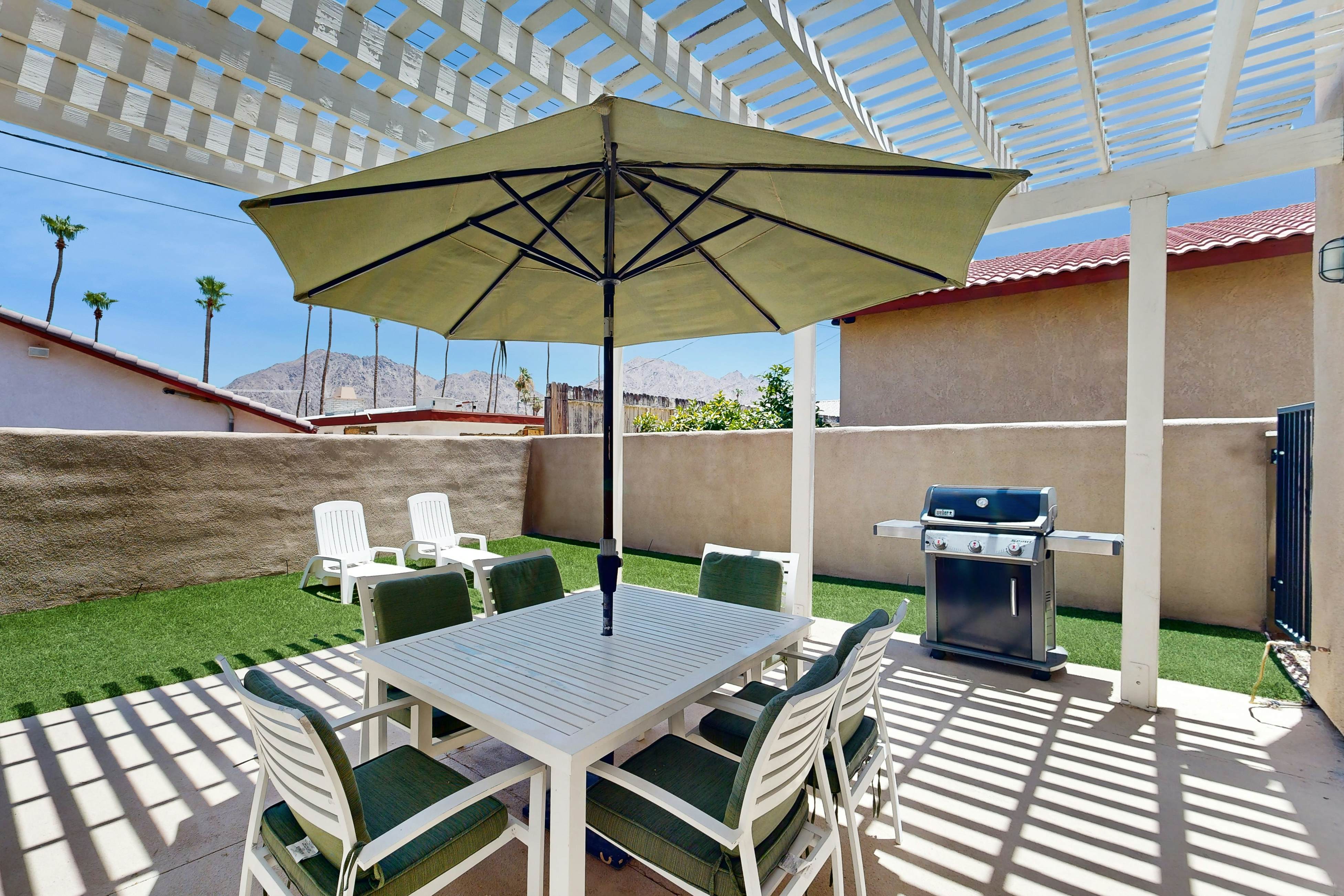 Avenida Alvarado Oasis