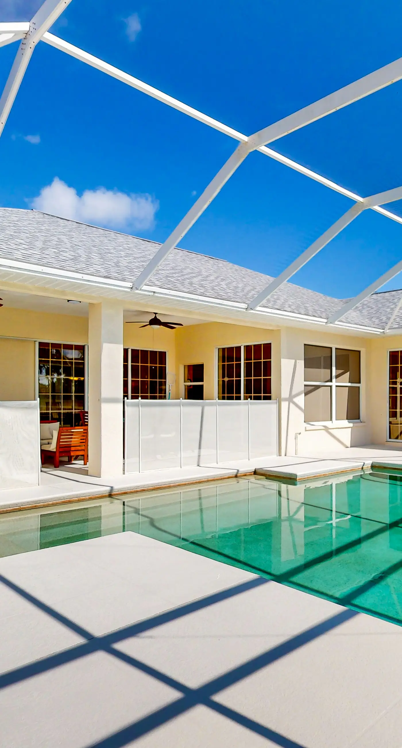 Palm Paradise Escape