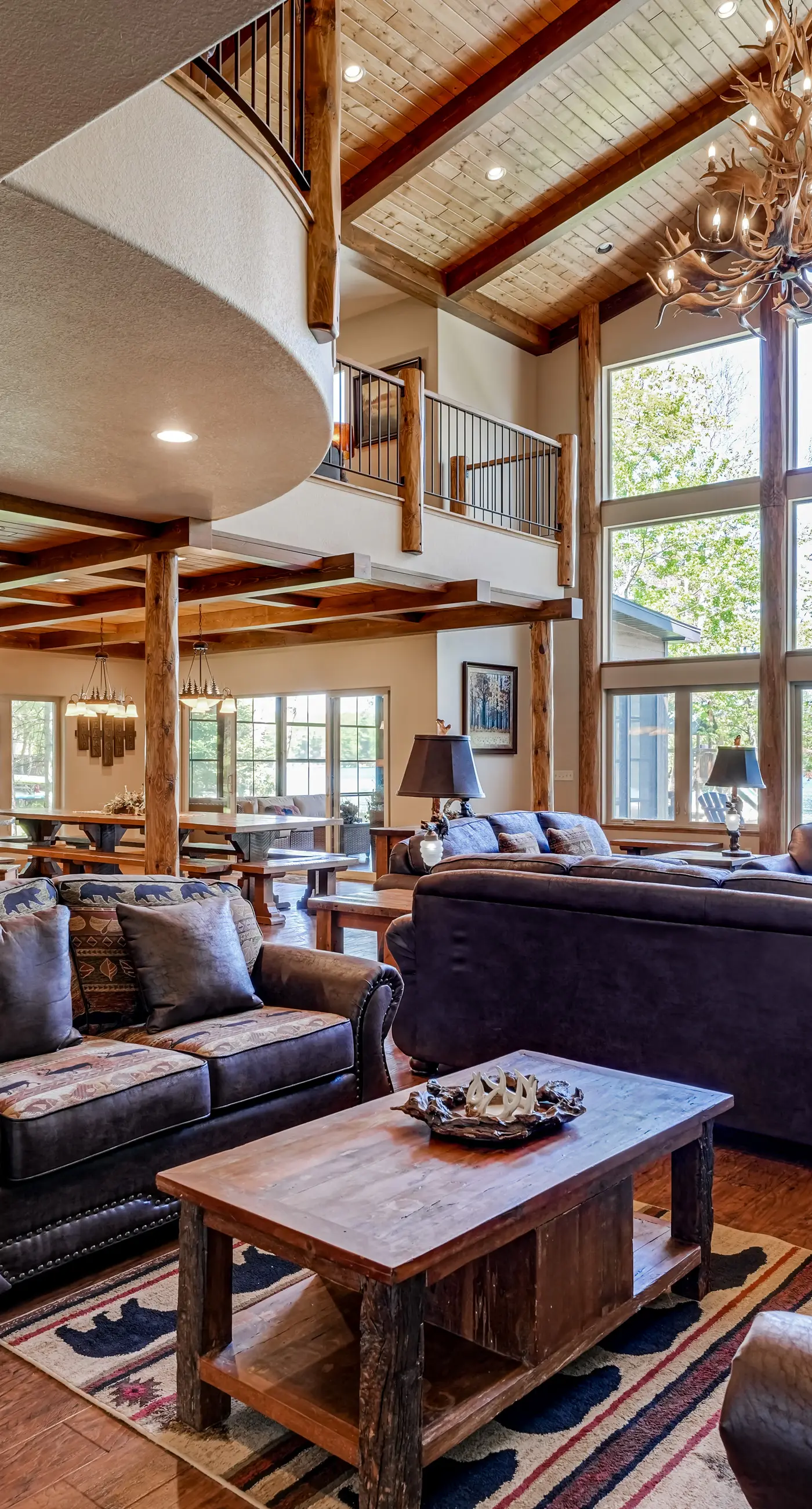 Whispering Pines Lodge