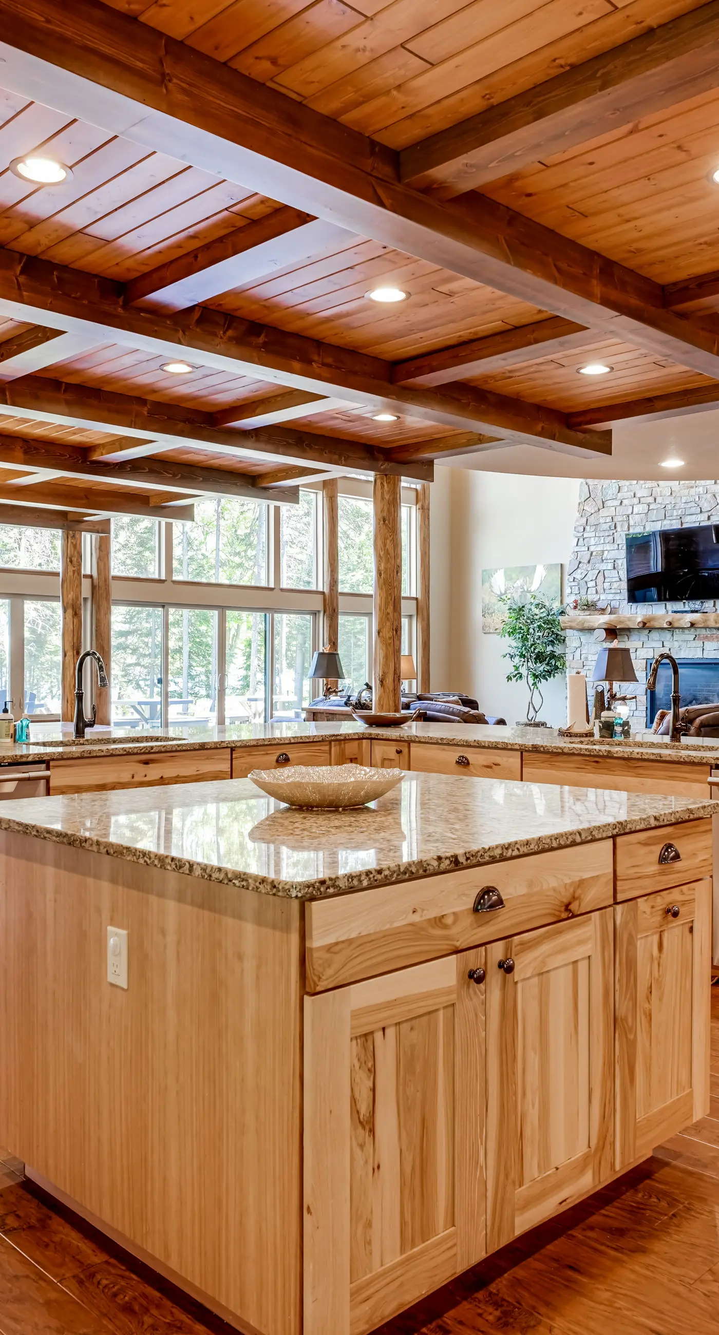 Whispering Pines Lodge