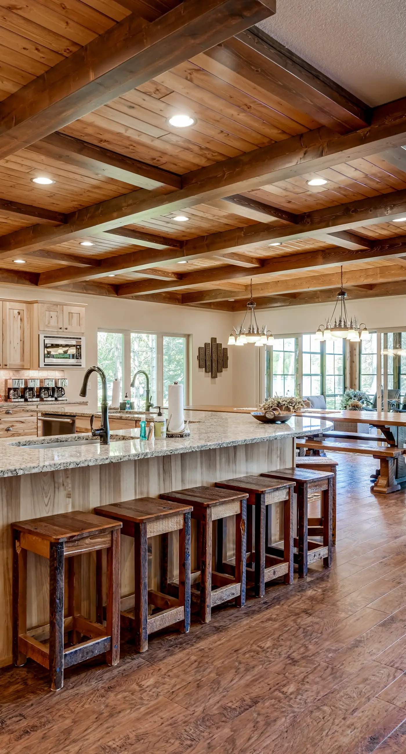 Whispering Pines Lodge