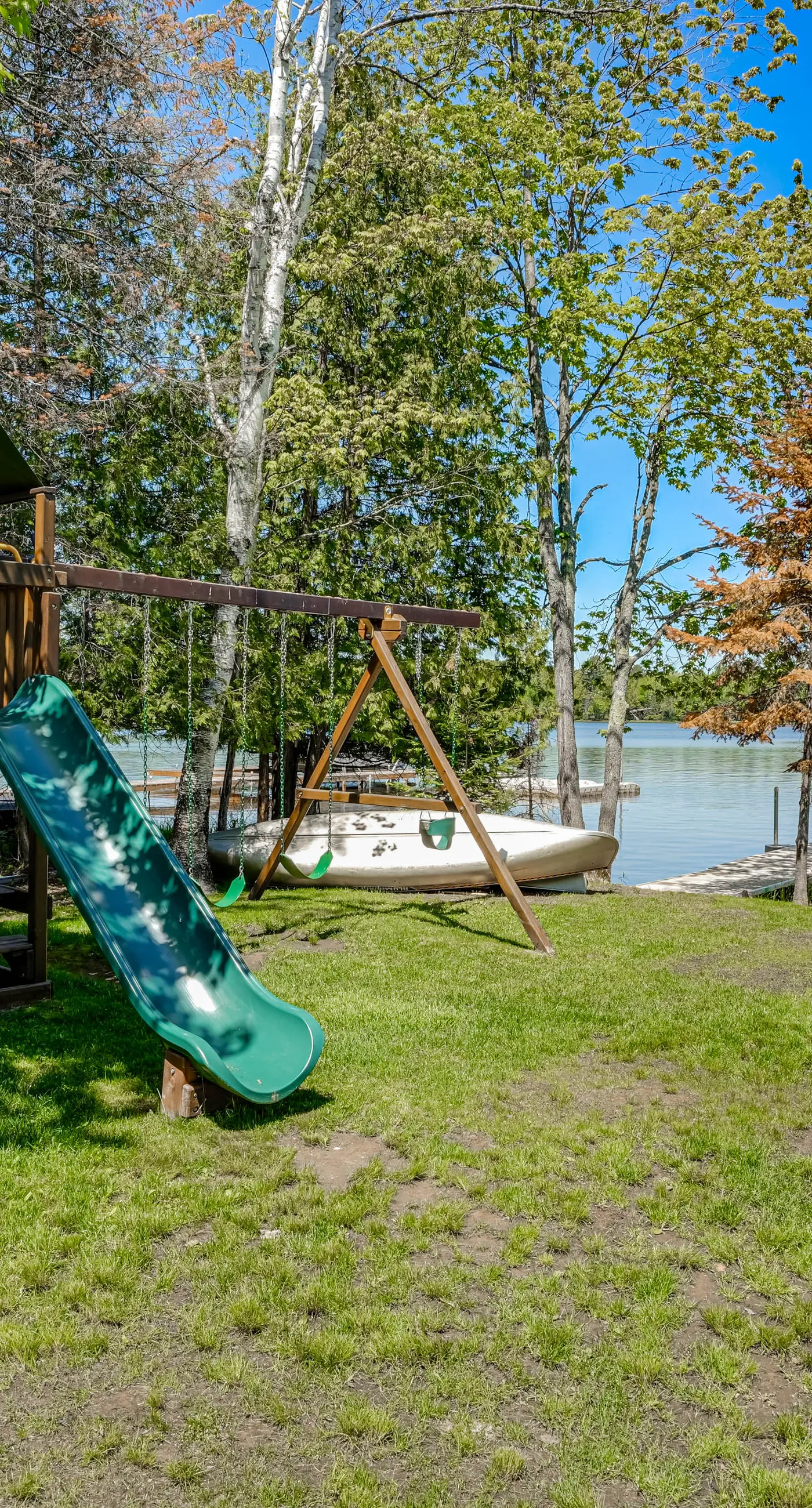 Whispering Pines Lodge