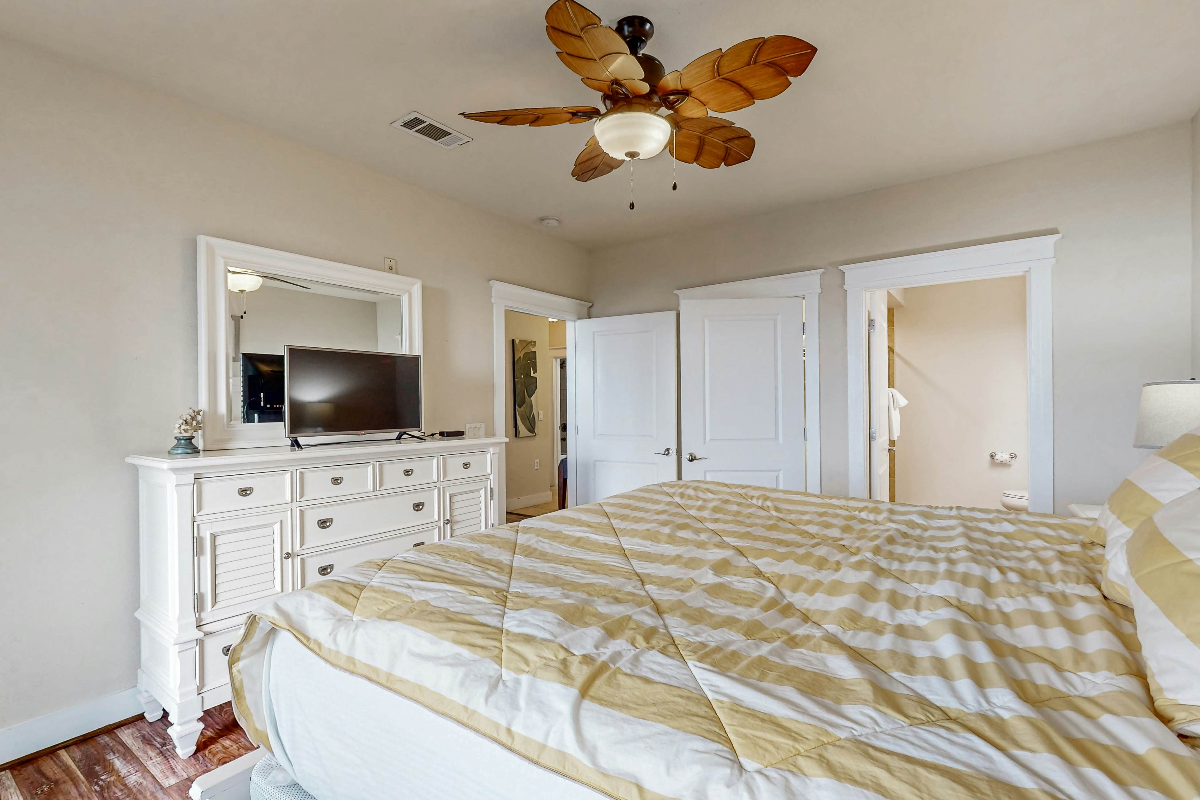 Pointe West Retreat Unit 302