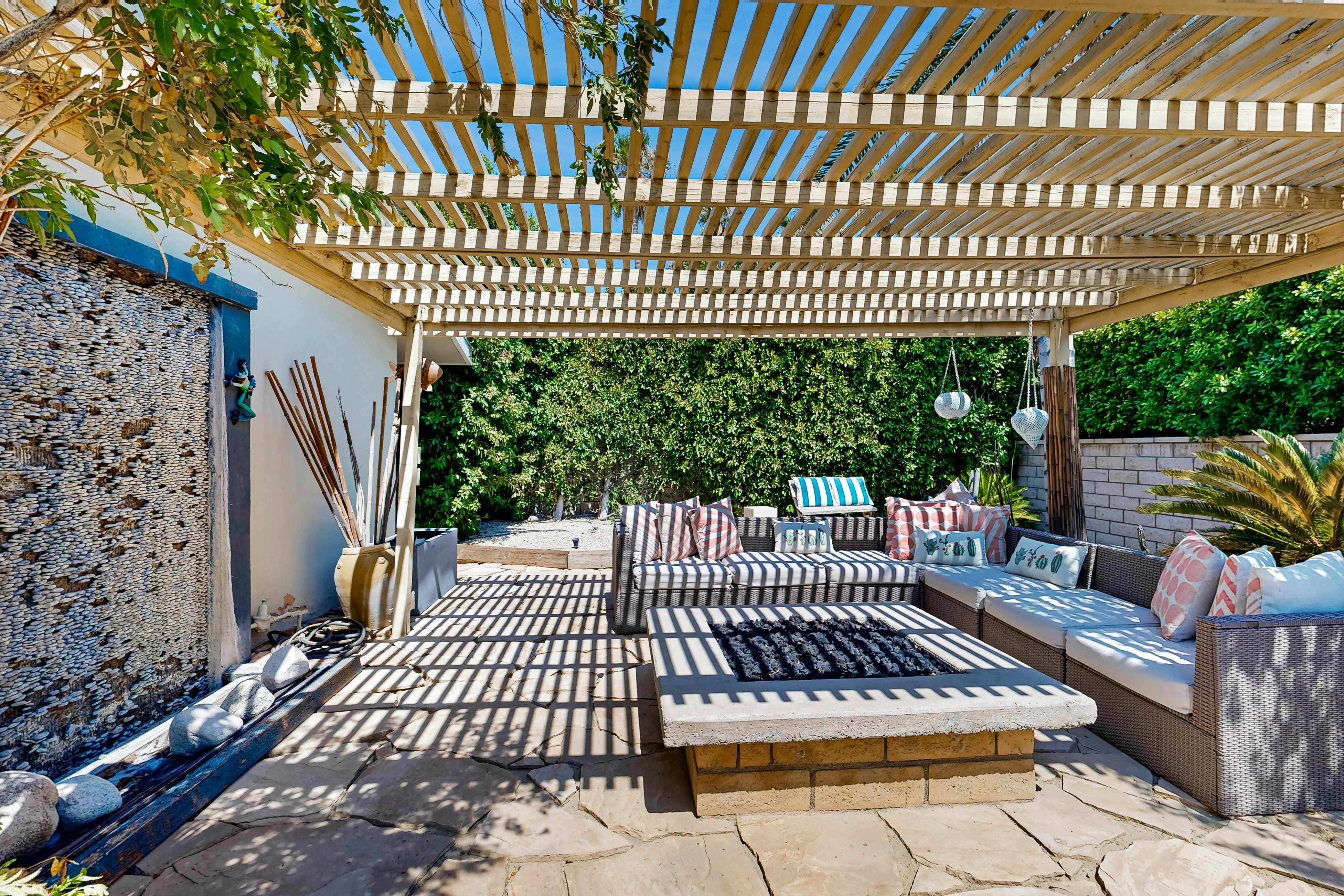 East Venetia Manor - 3515