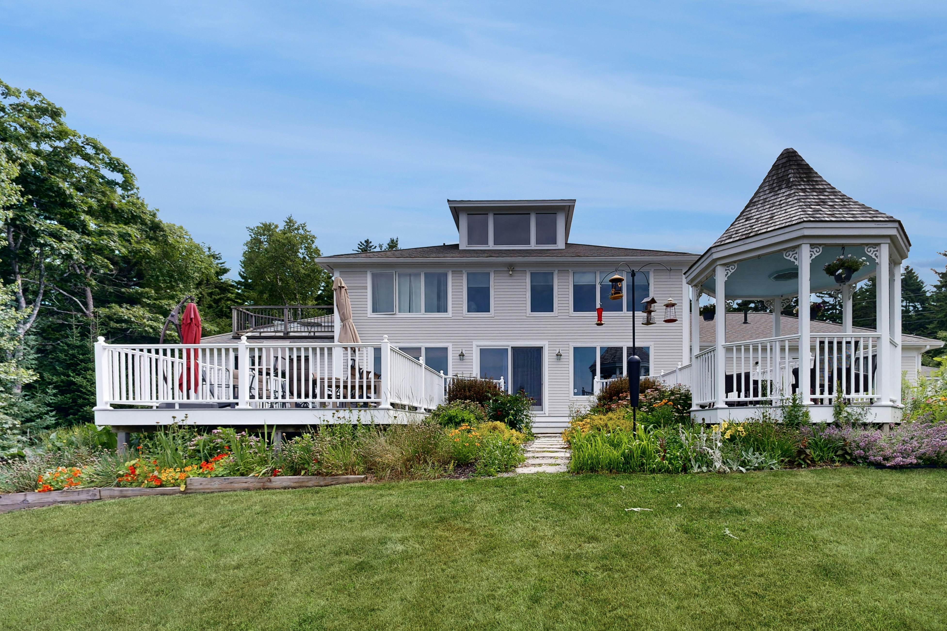 East Boothbay Gardens