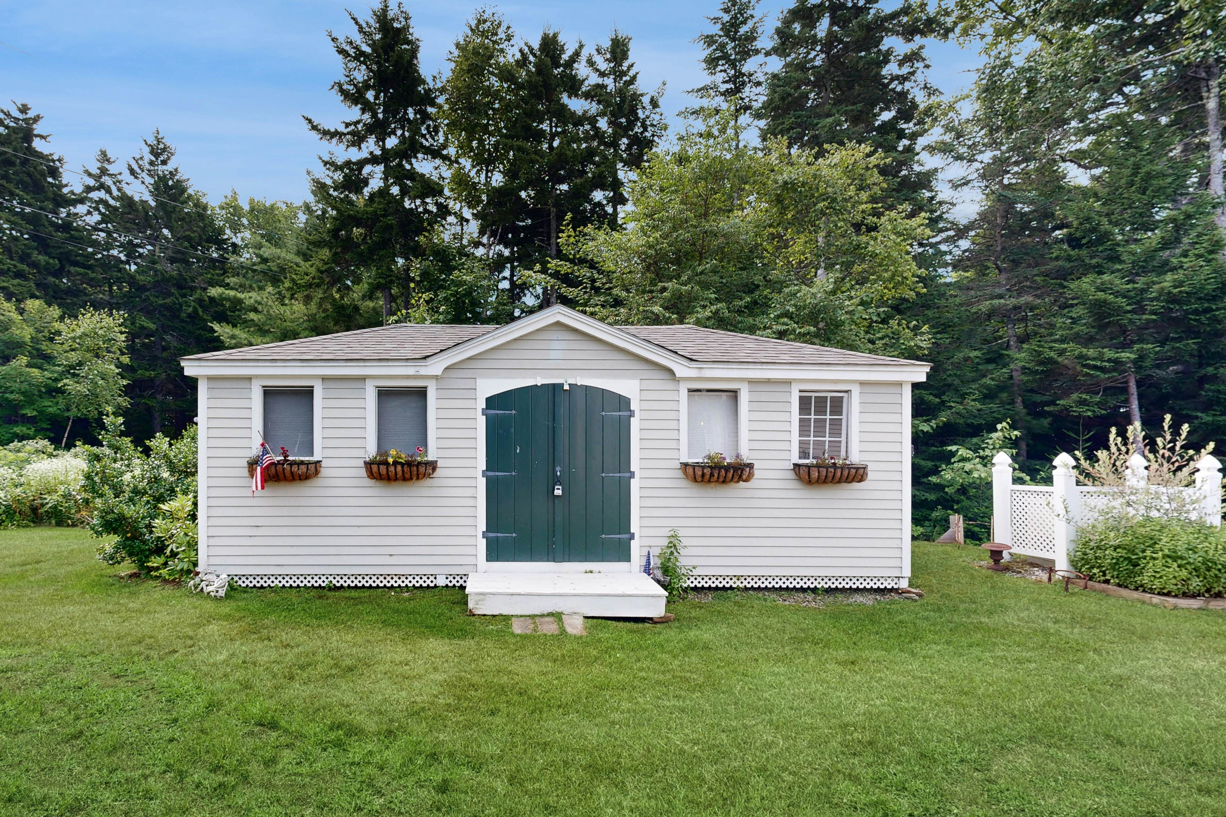 East Boothbay Gardens