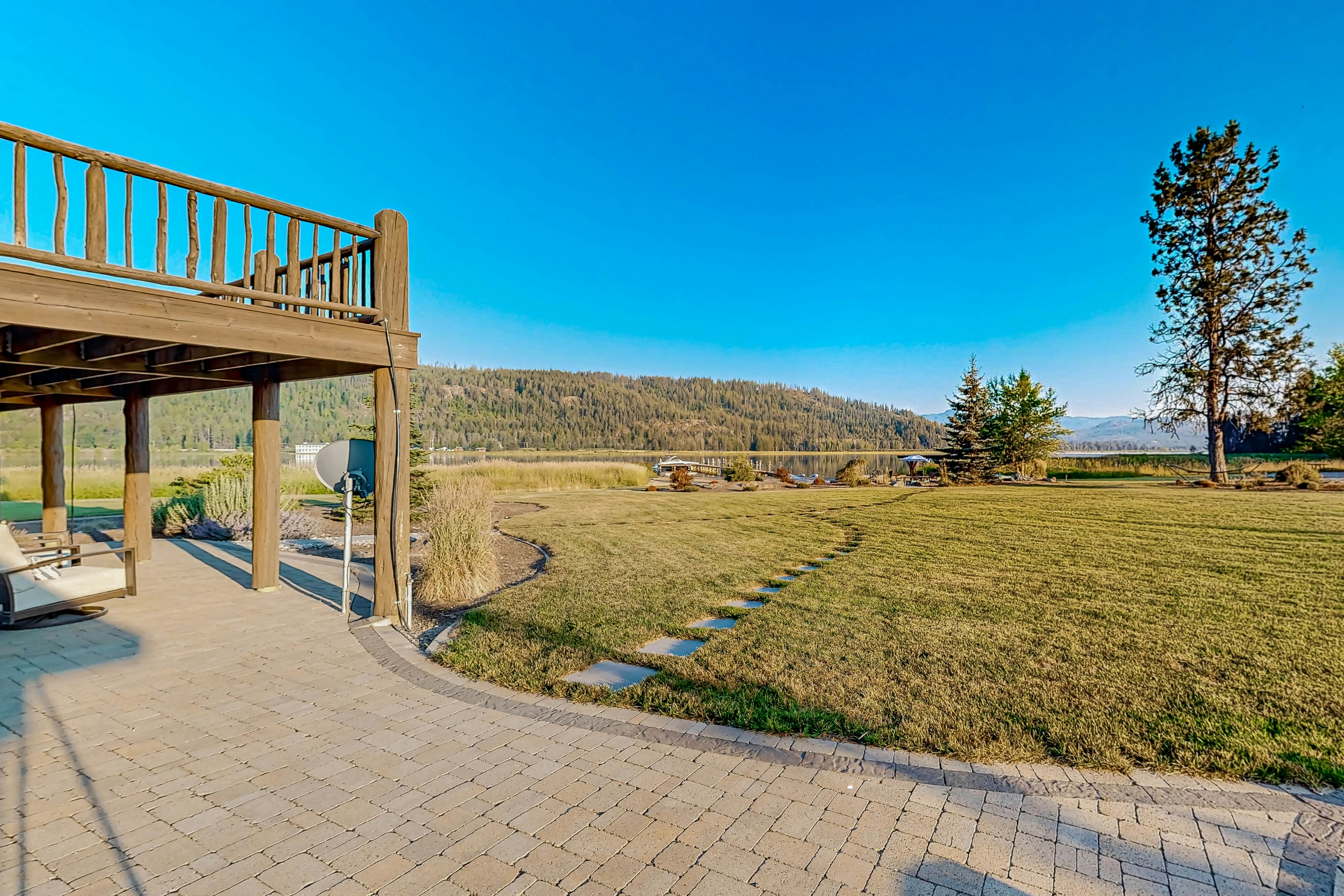 Waterfront Ranch on Pend Oreille