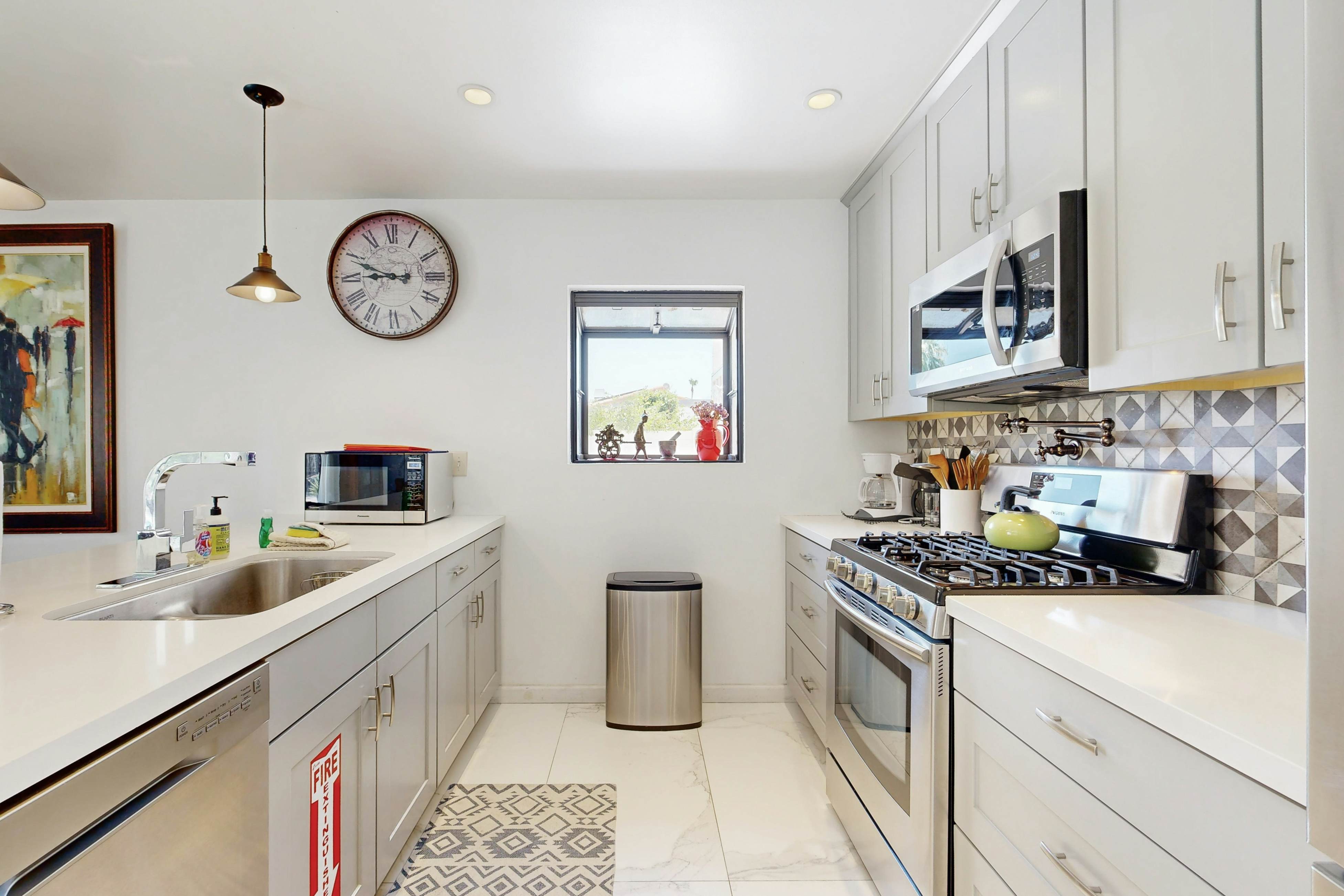 North Hermosa Escape - 4249