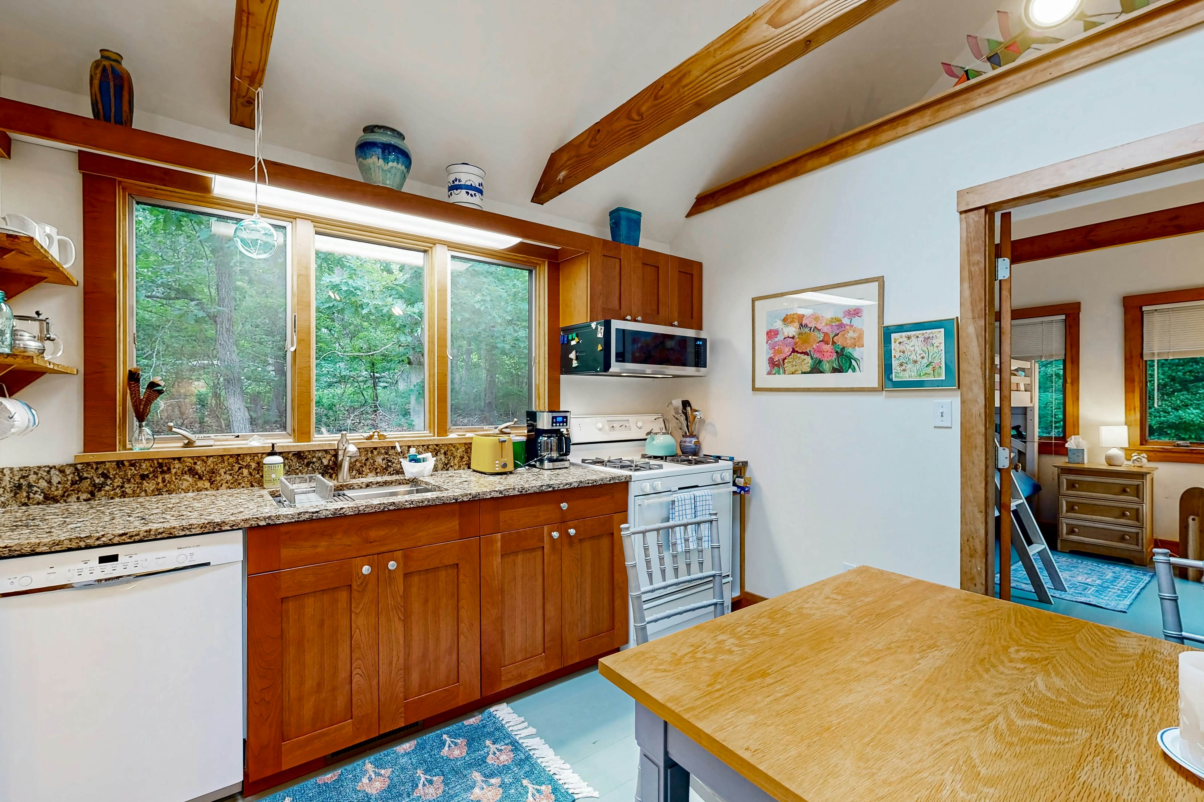 Chilmark Guest House