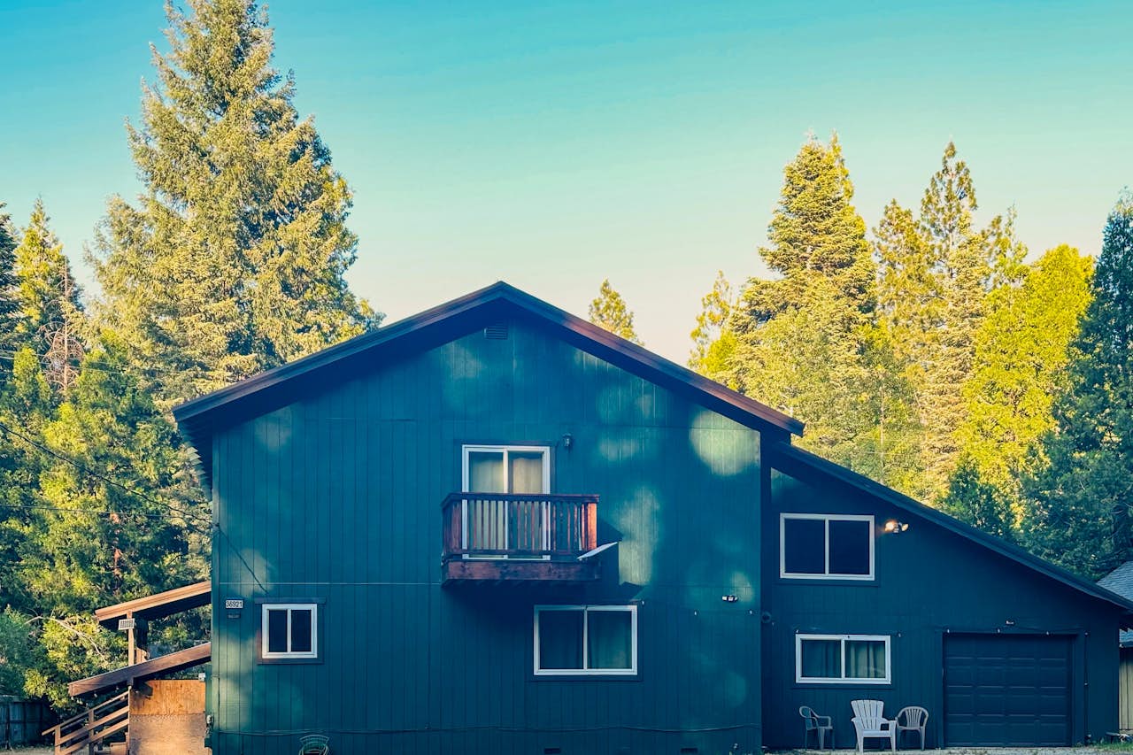 Kibler/Griffis Creek House 5 BD Shingletown, CA Vacation Rental Vacasa