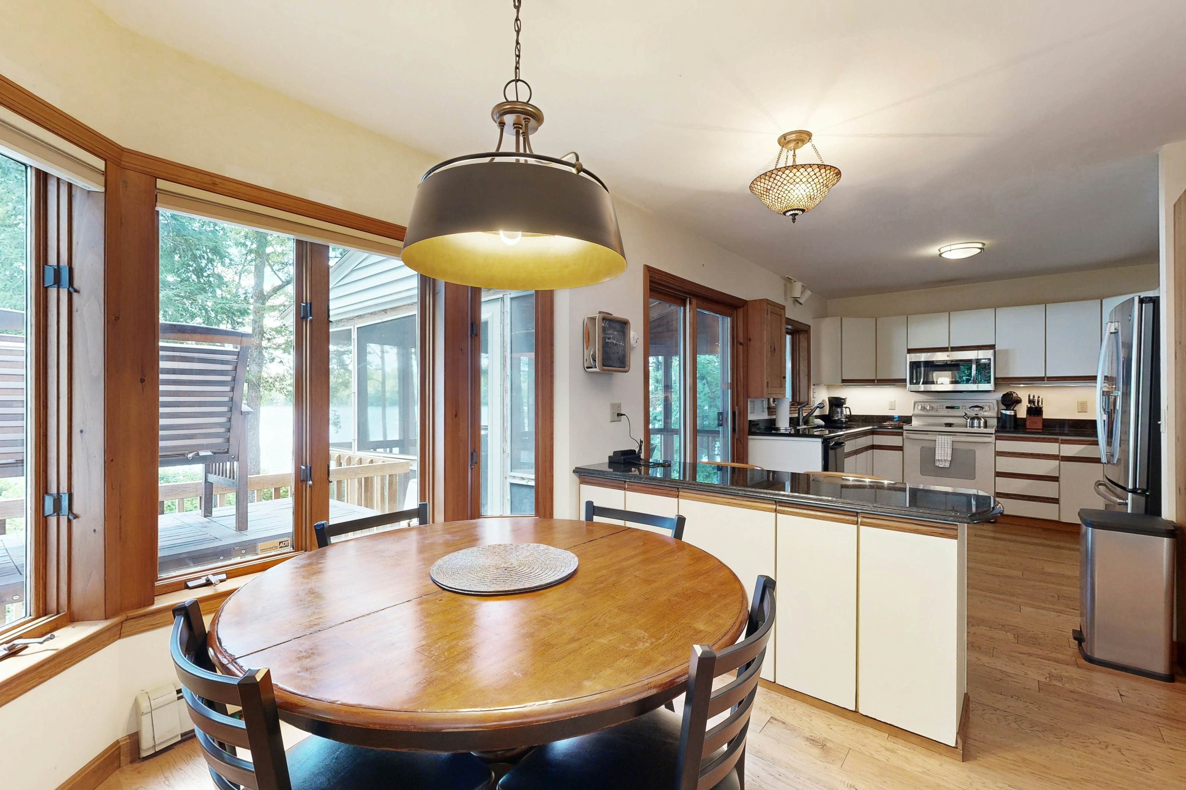 Thompson Lake Estate