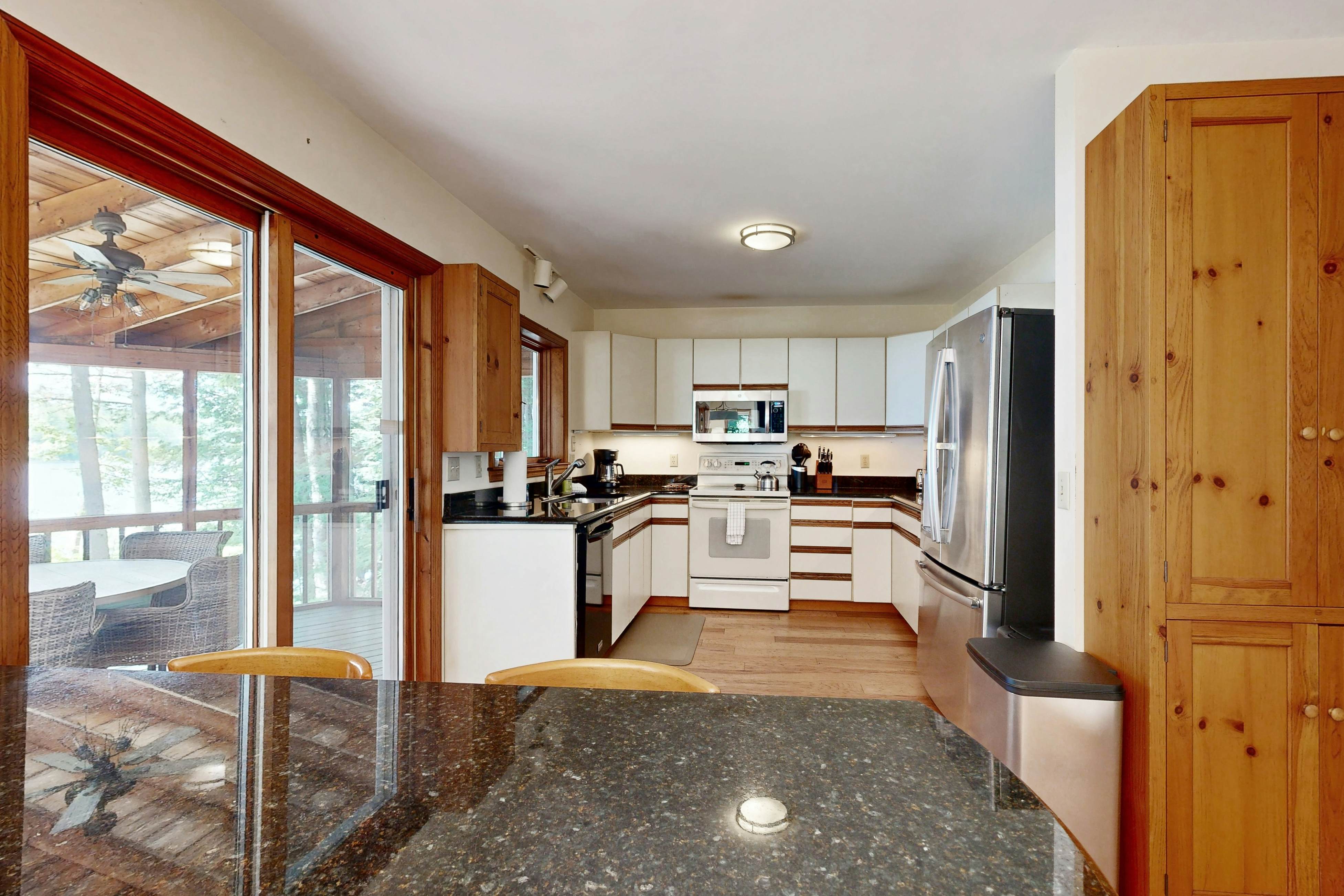 Thompson Lake Estate