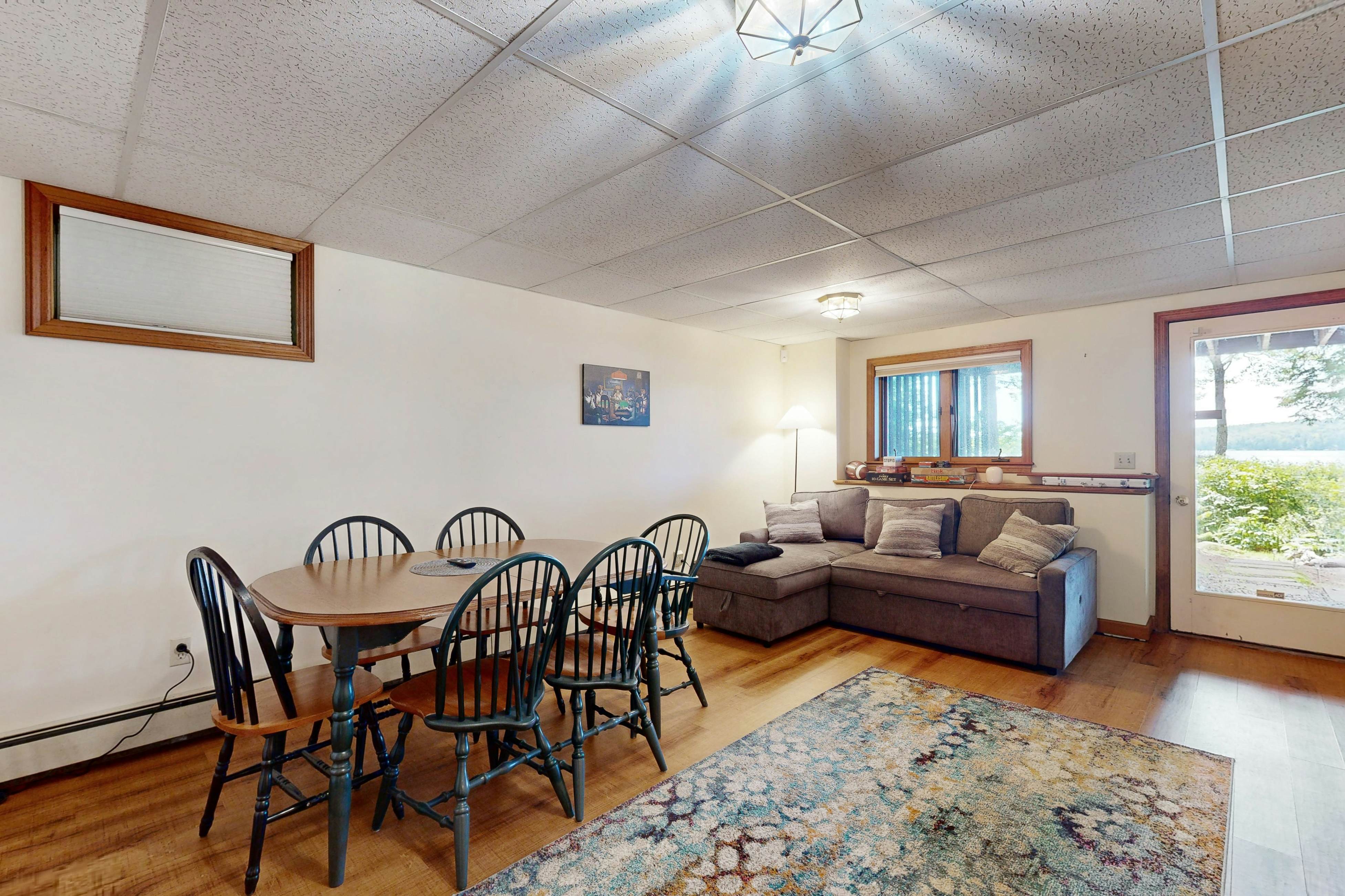 Thompson Lake Estate