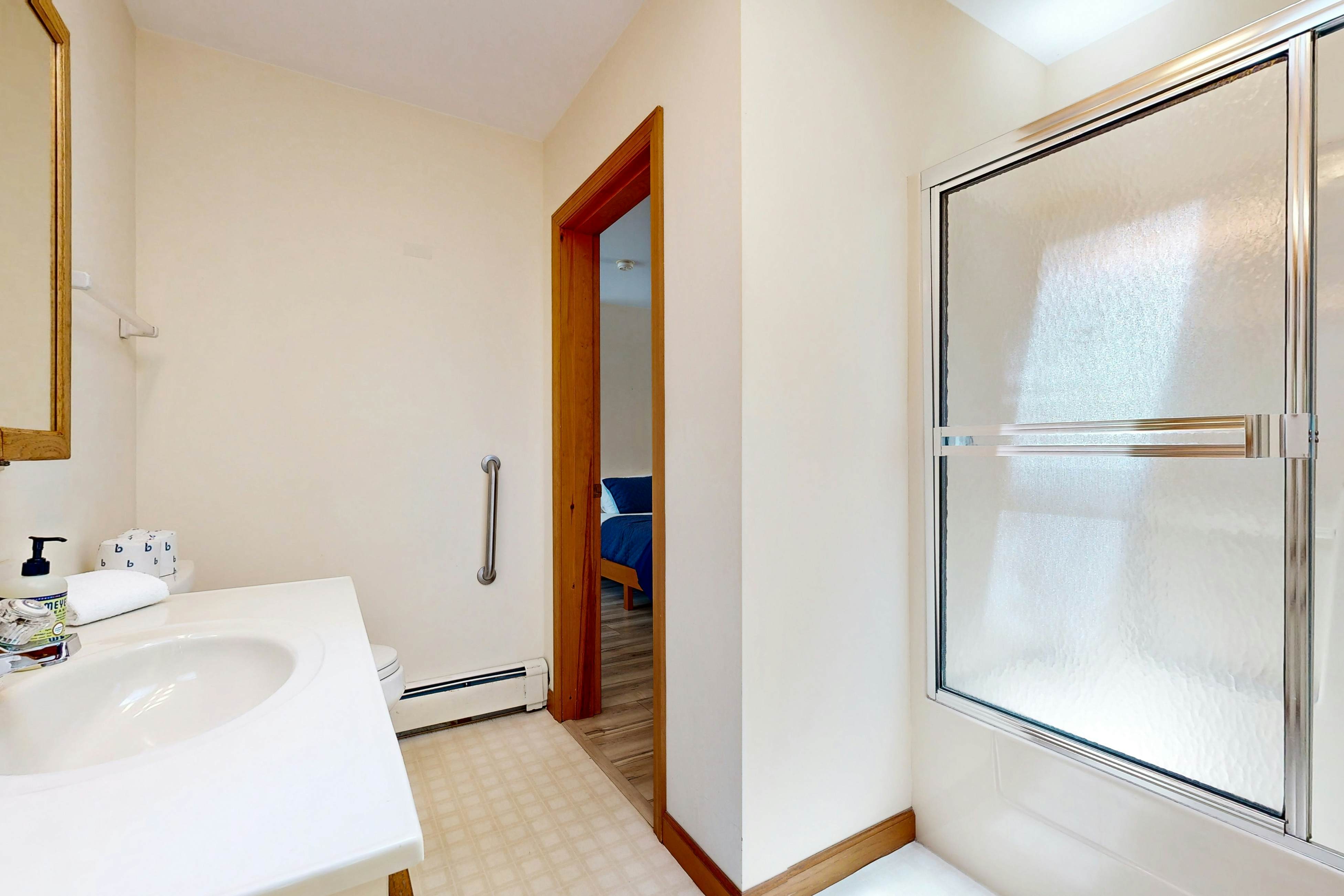 Thompson Lake Estate