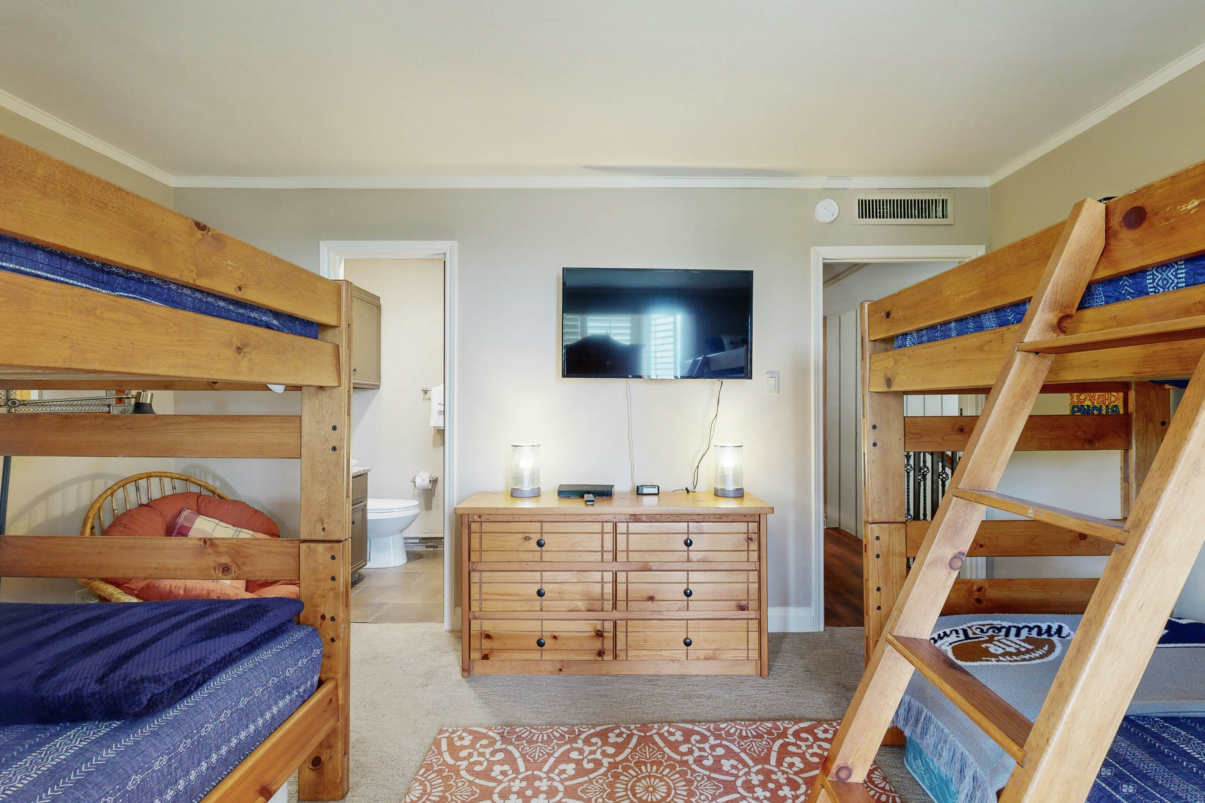 Lavish World of Tennis