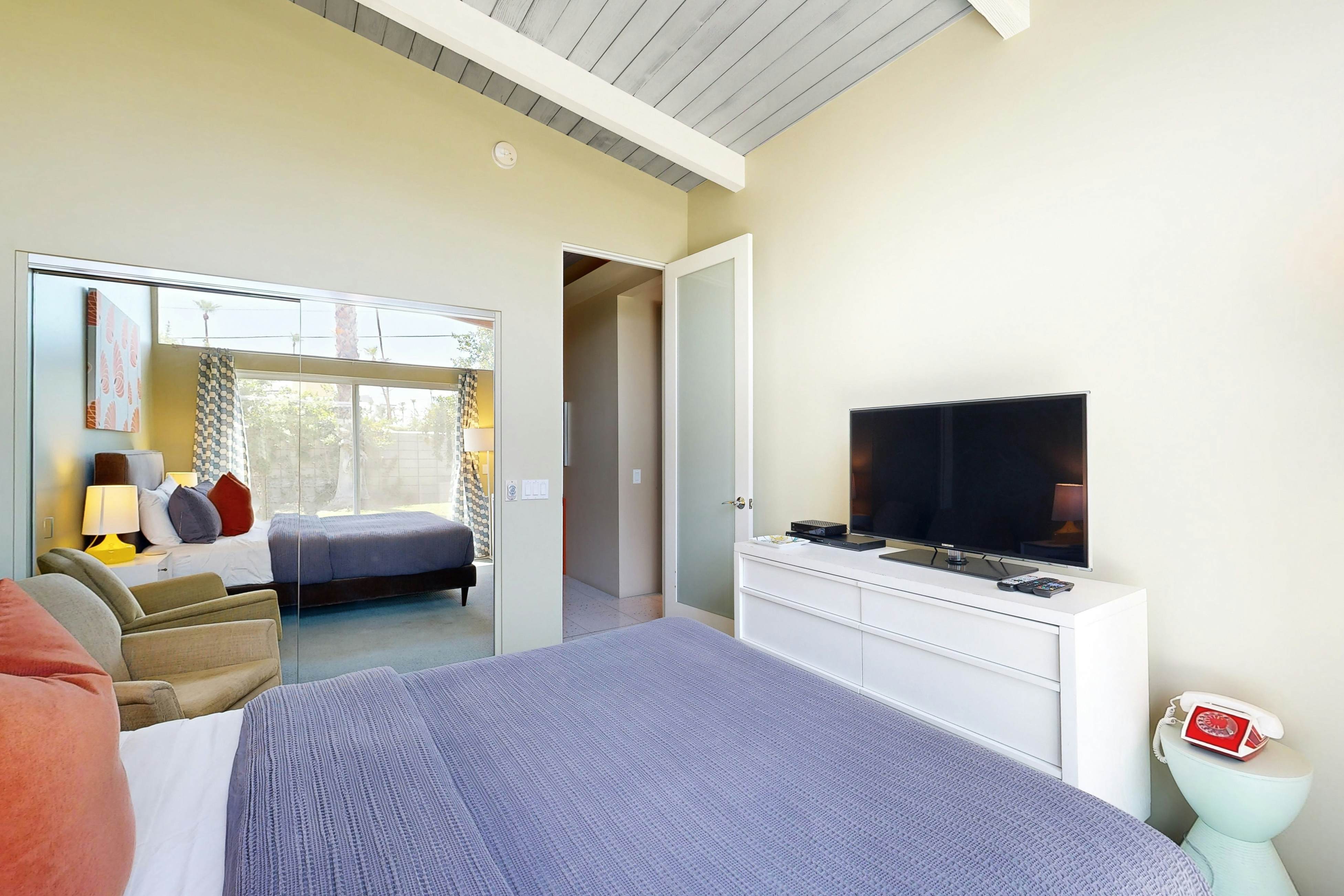 Twin Palms Mid-century Escape - 1983