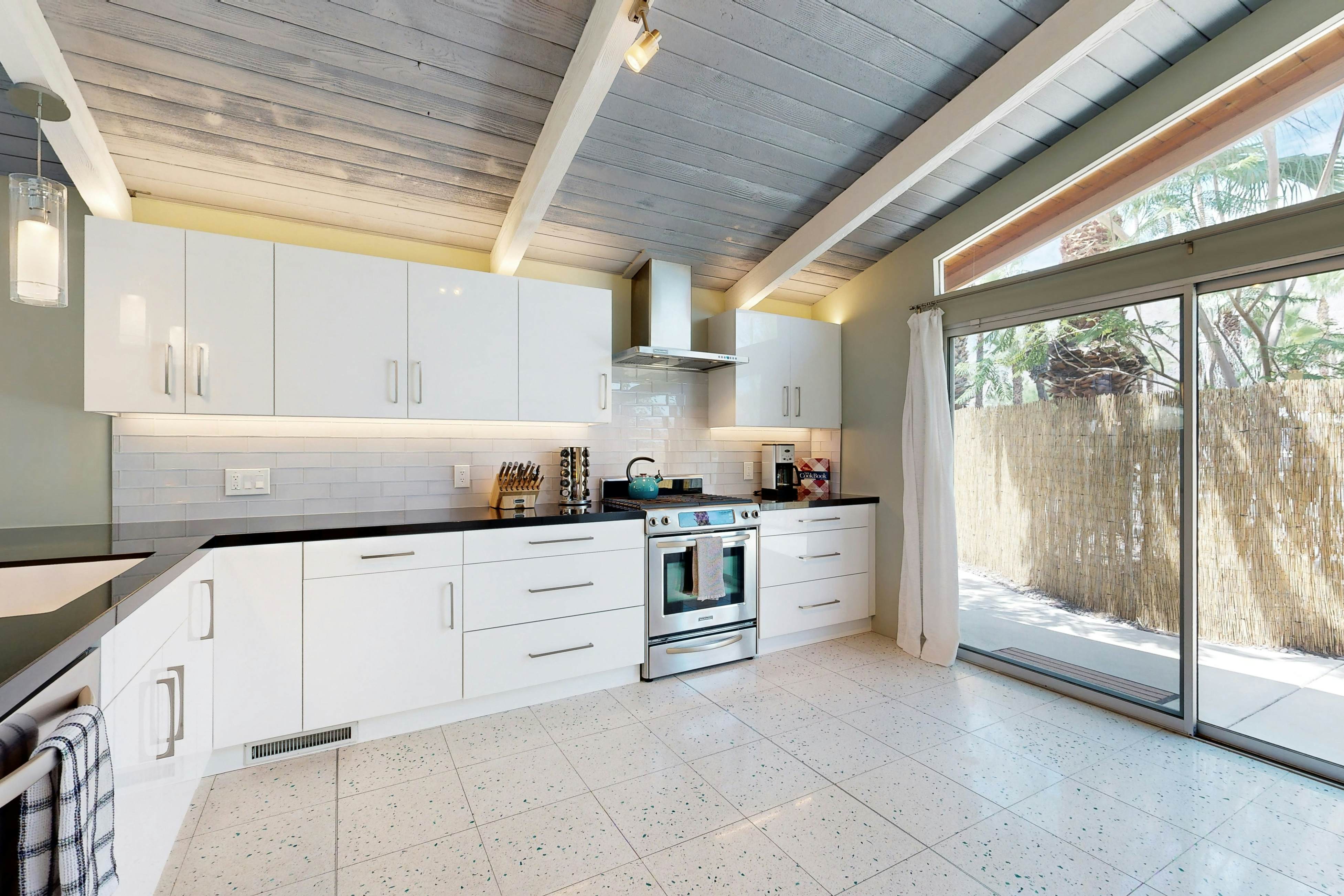 Twin Palms Mid-century Escape - 1983