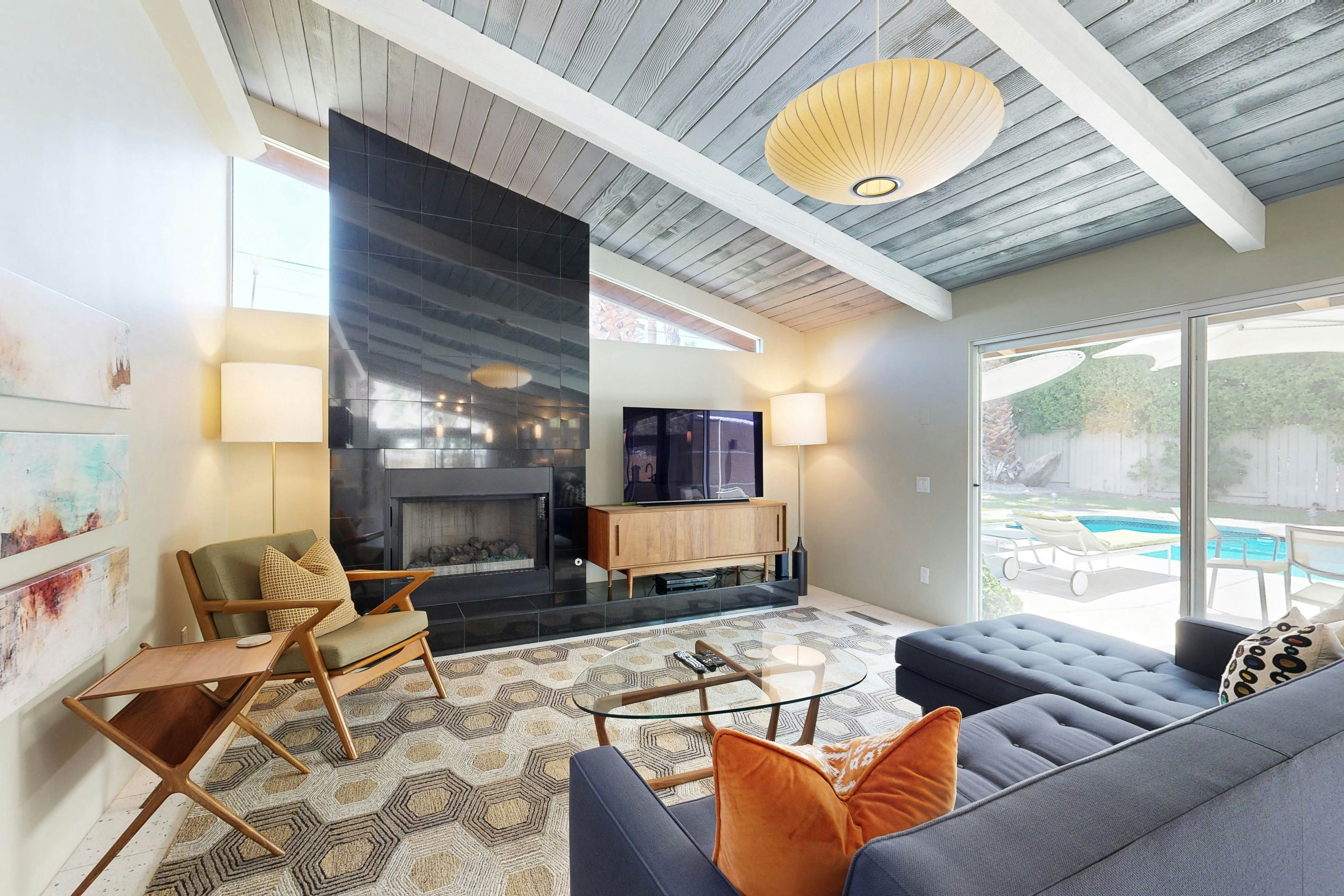 Twin Palms Mid-century Escape - 1983