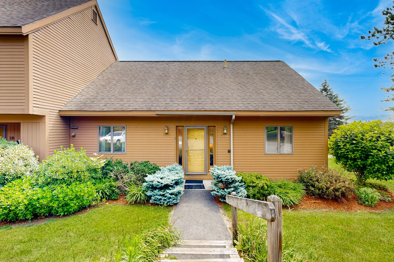 Saltbox 12A 3 BD Quechee, VT Vacation Rental Vacasa