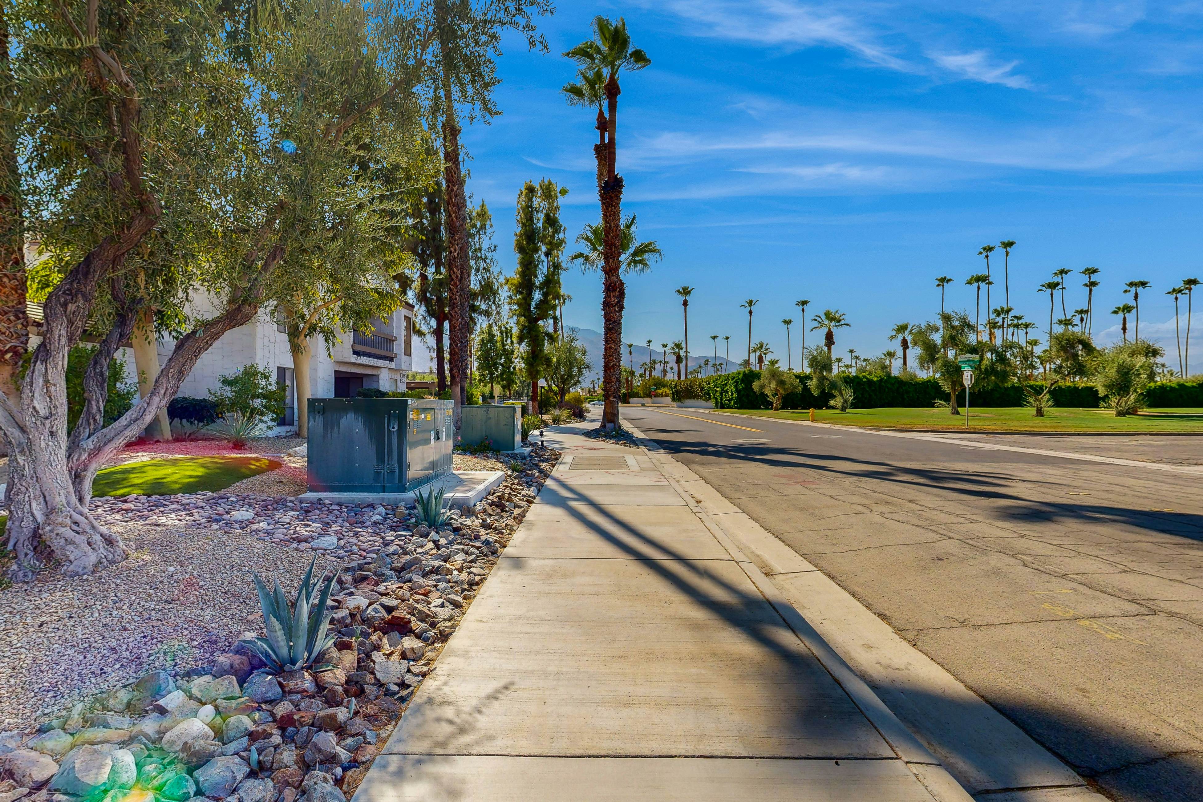 Palm Canyon Villas B8 - 68424