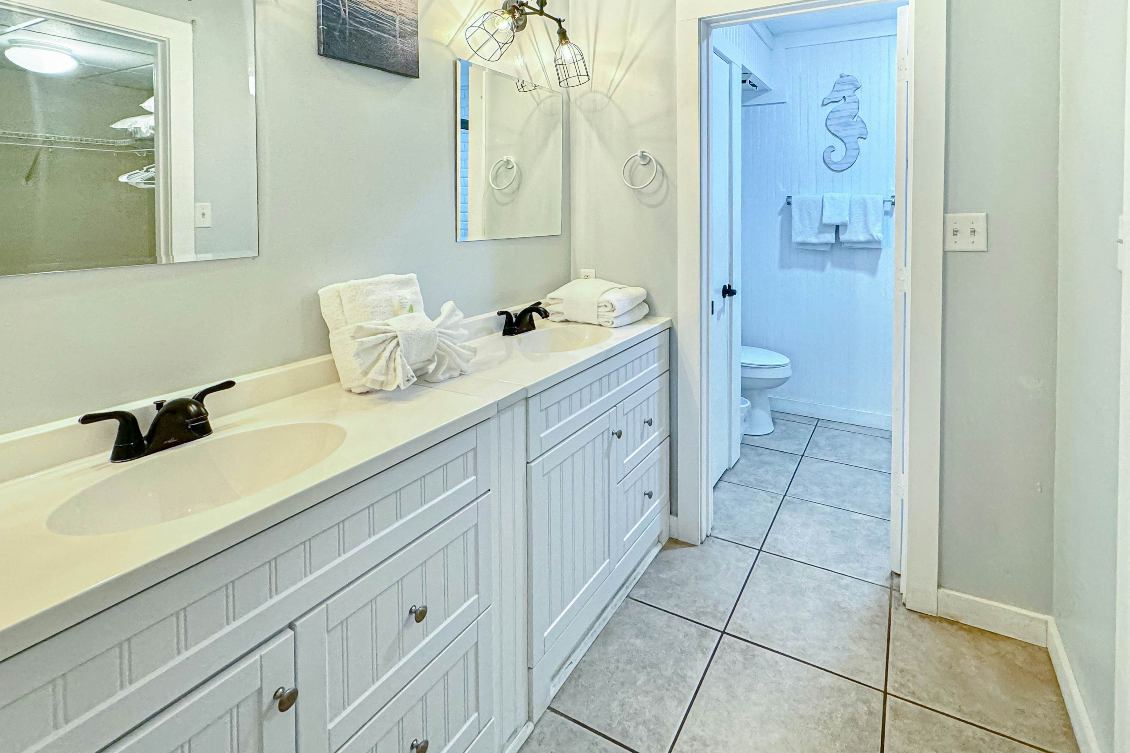 Edgewater Golf Villa #3303