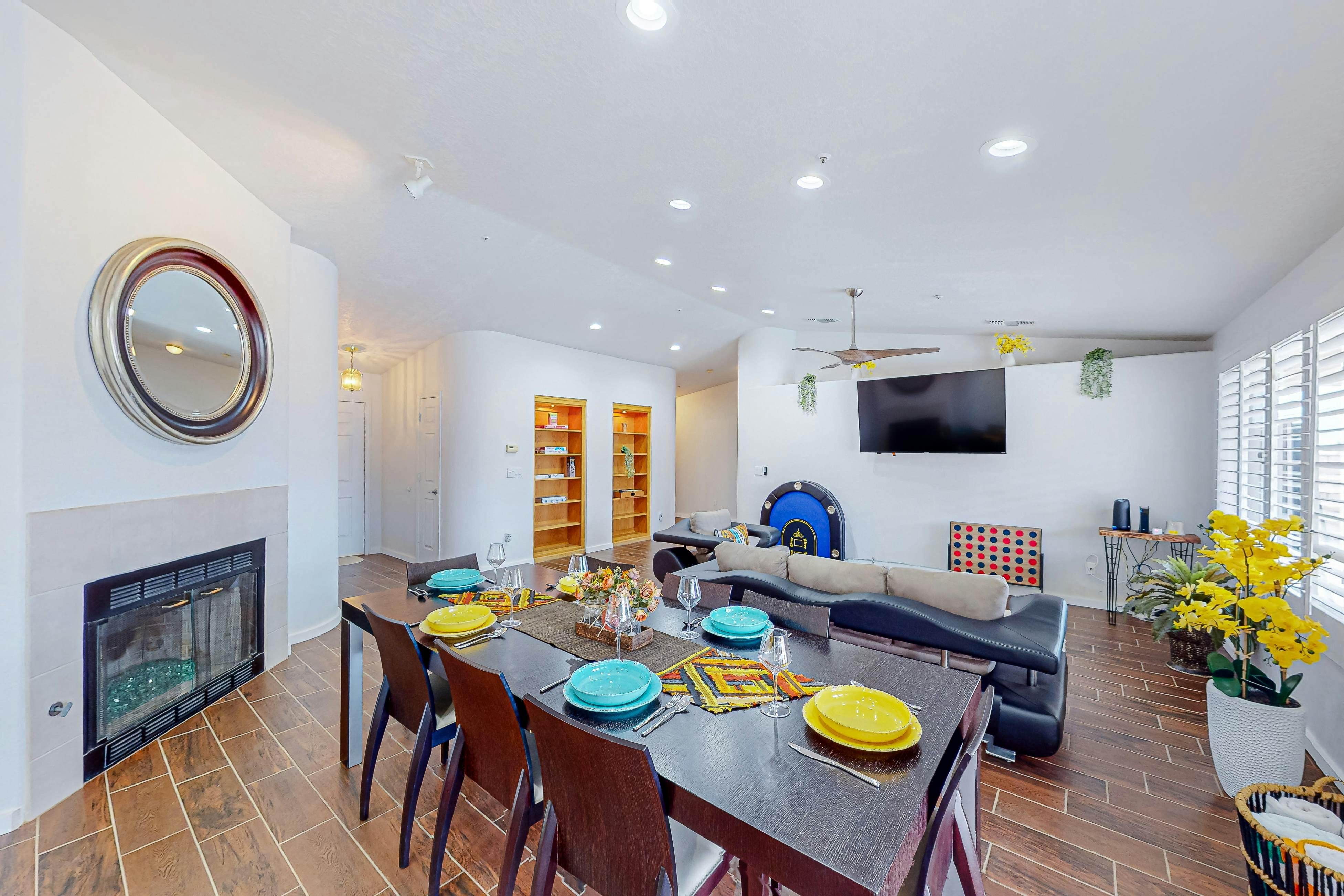 Valparaiso Desert Paradise 