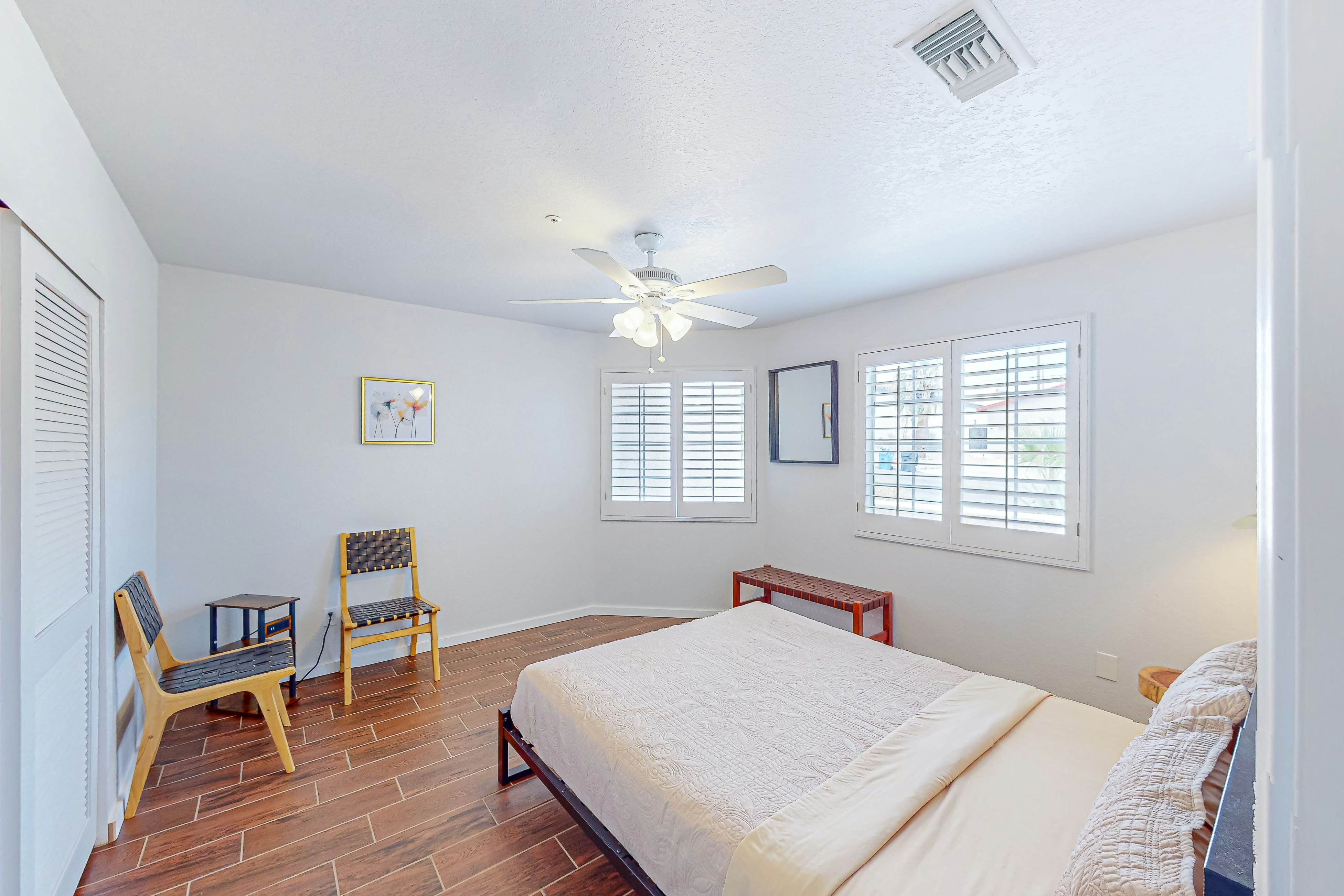 Valparaiso Desert Paradise 