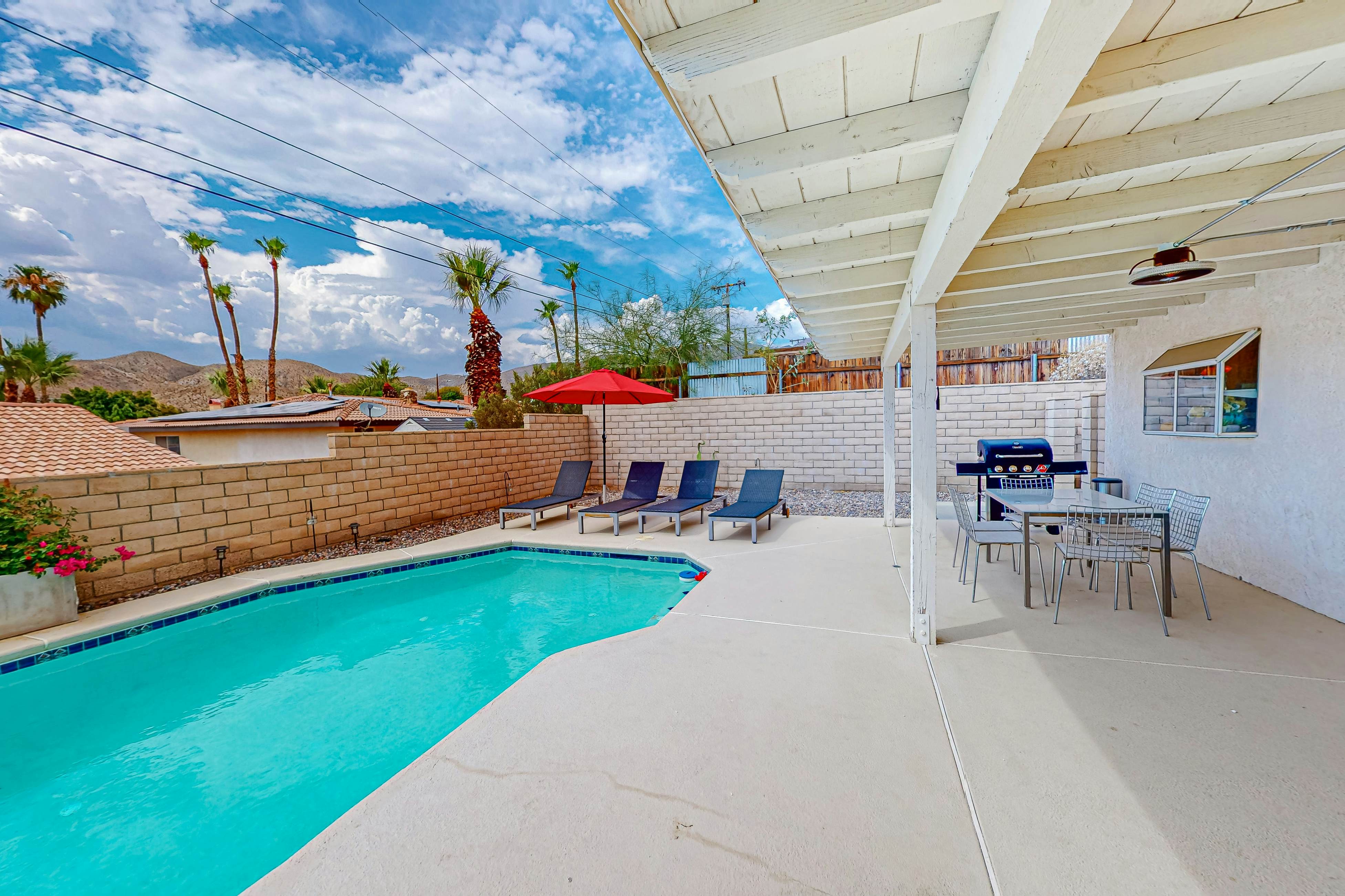 Valparaiso Desert Paradise 