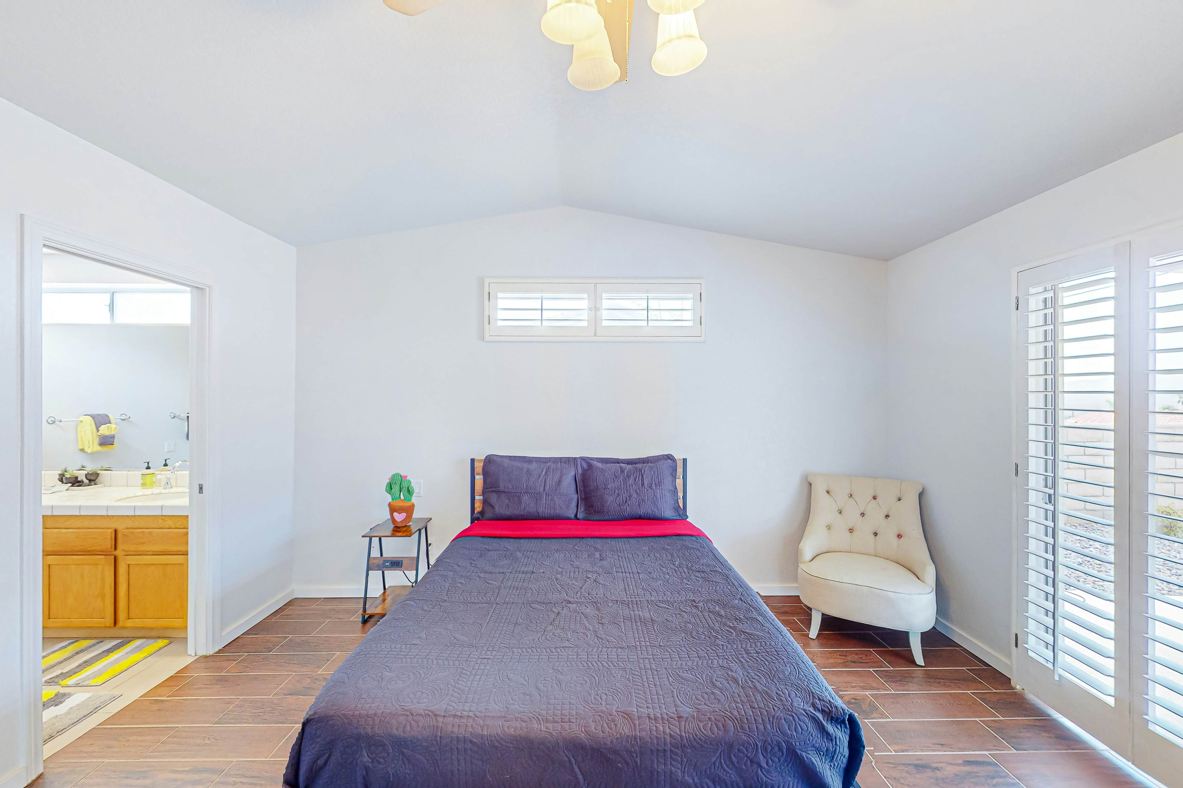 Valparaiso Desert Paradise 