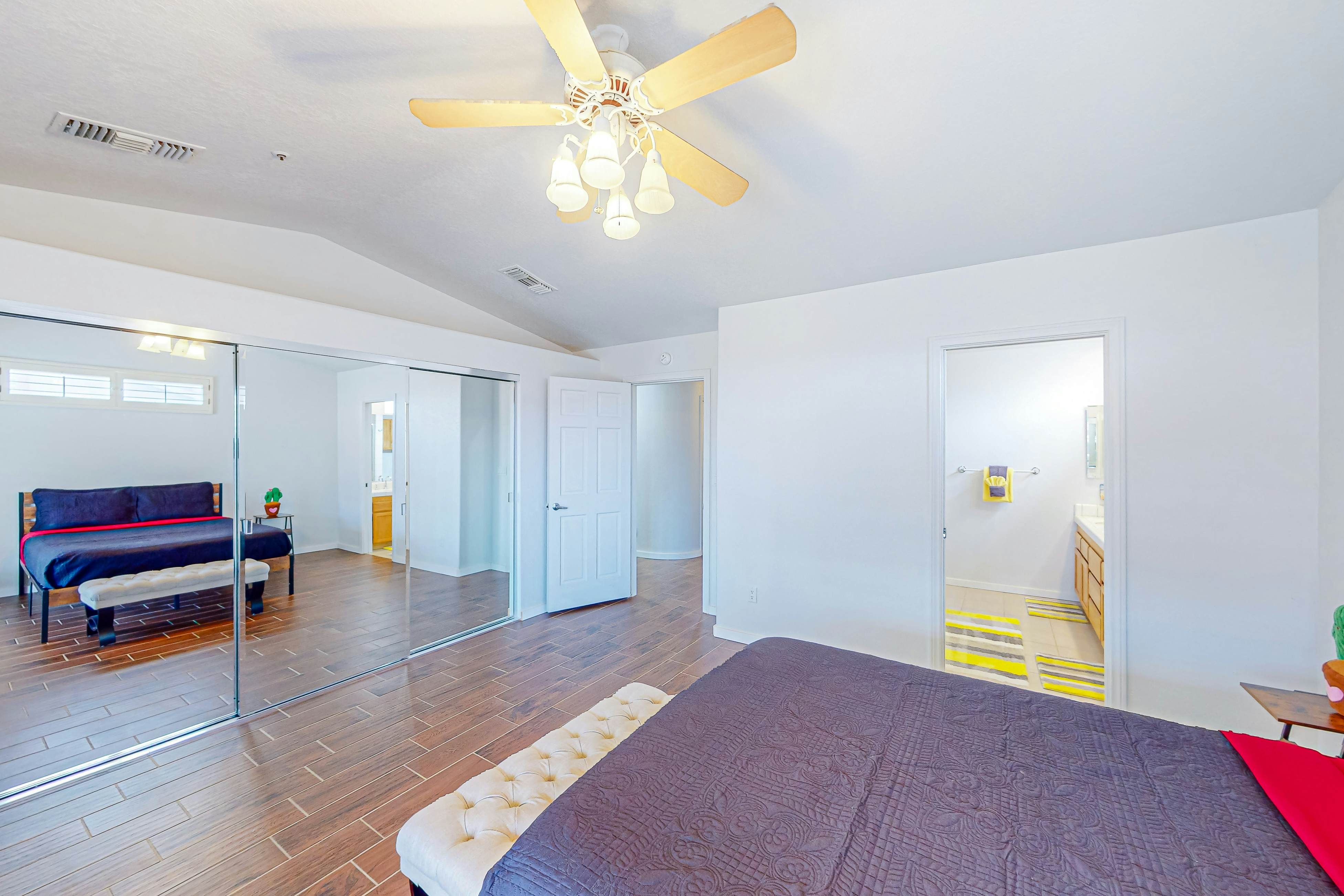 Valparaiso Desert Paradise 