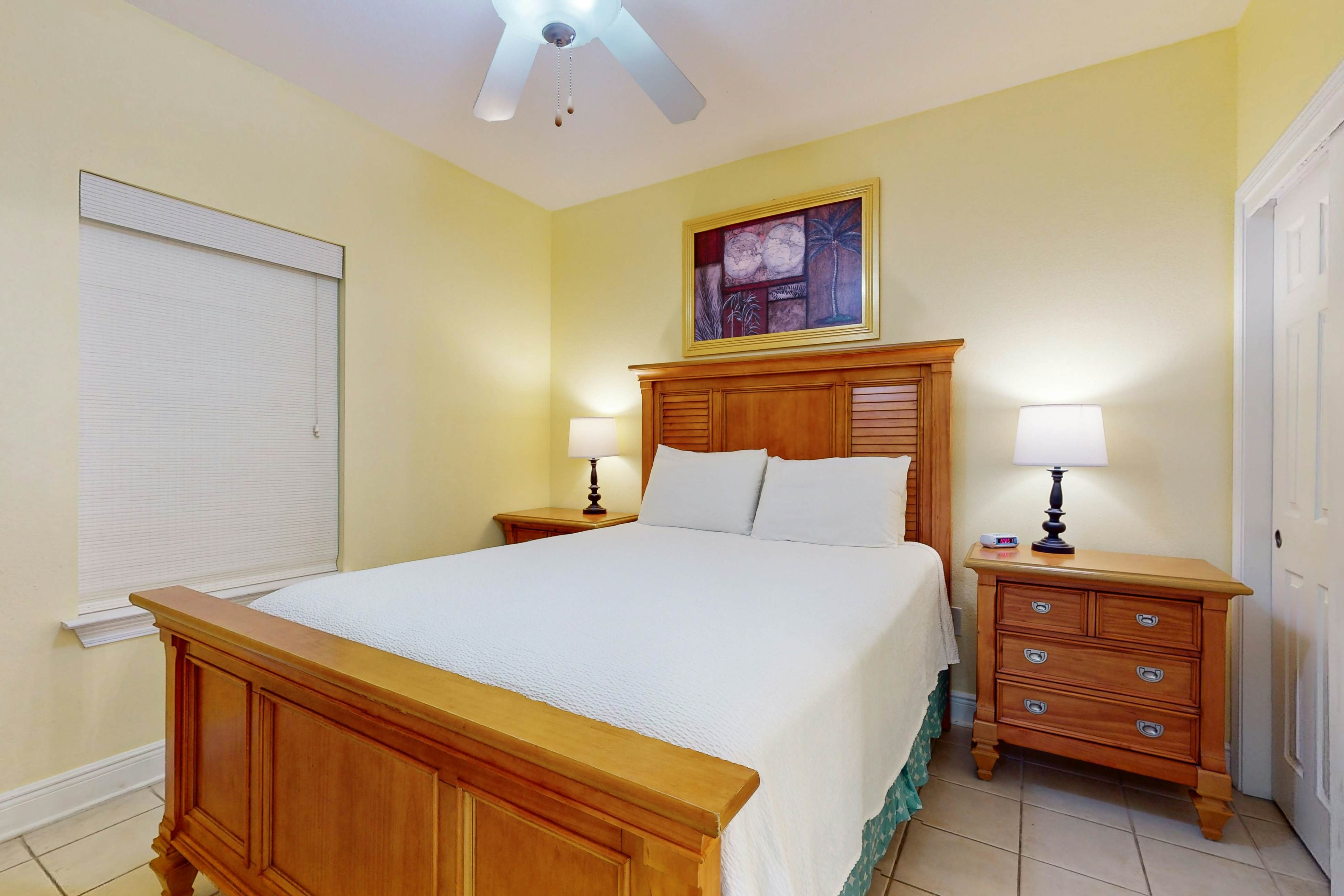 Crystal Shores West 1307