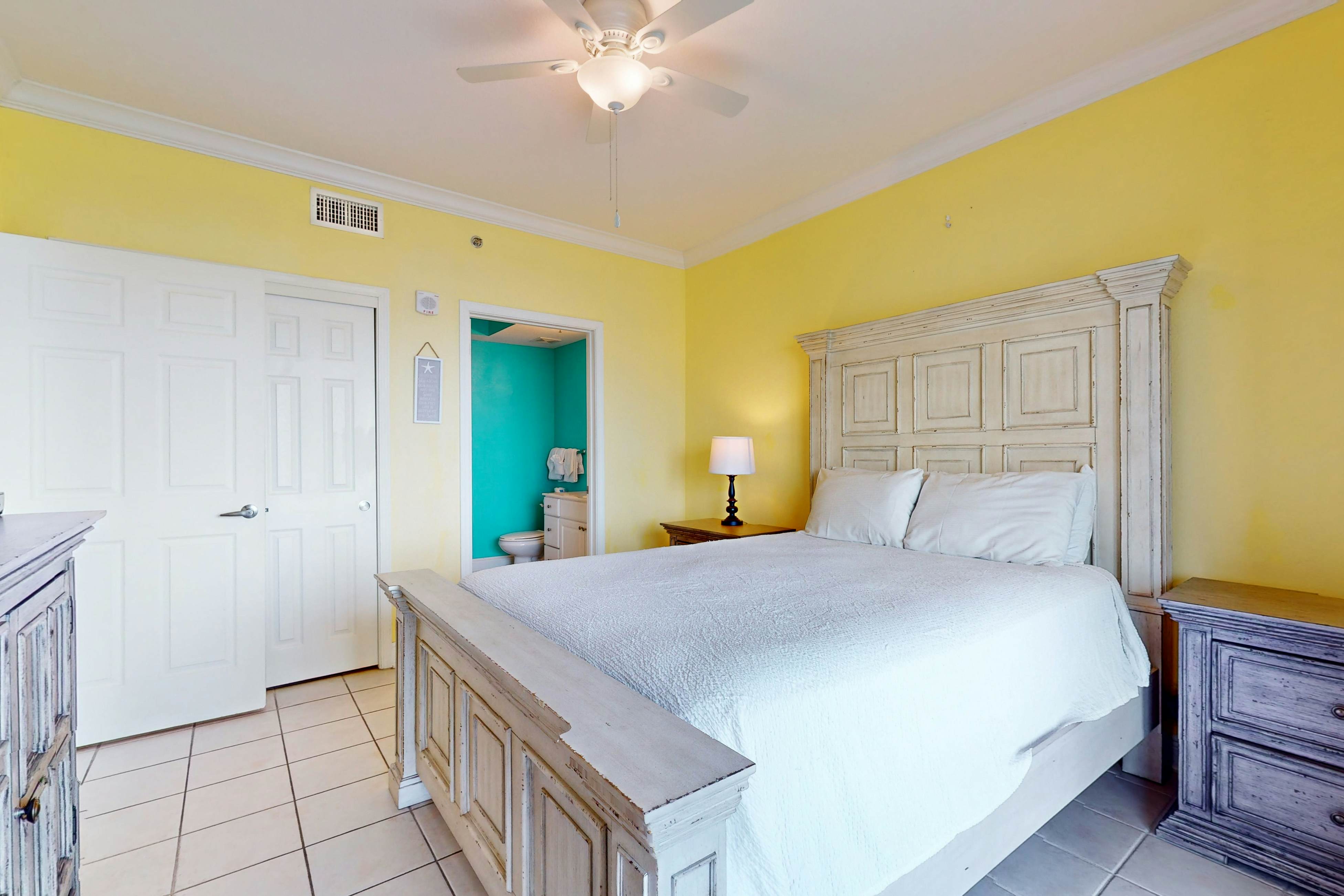 Crystal Shores West 1307