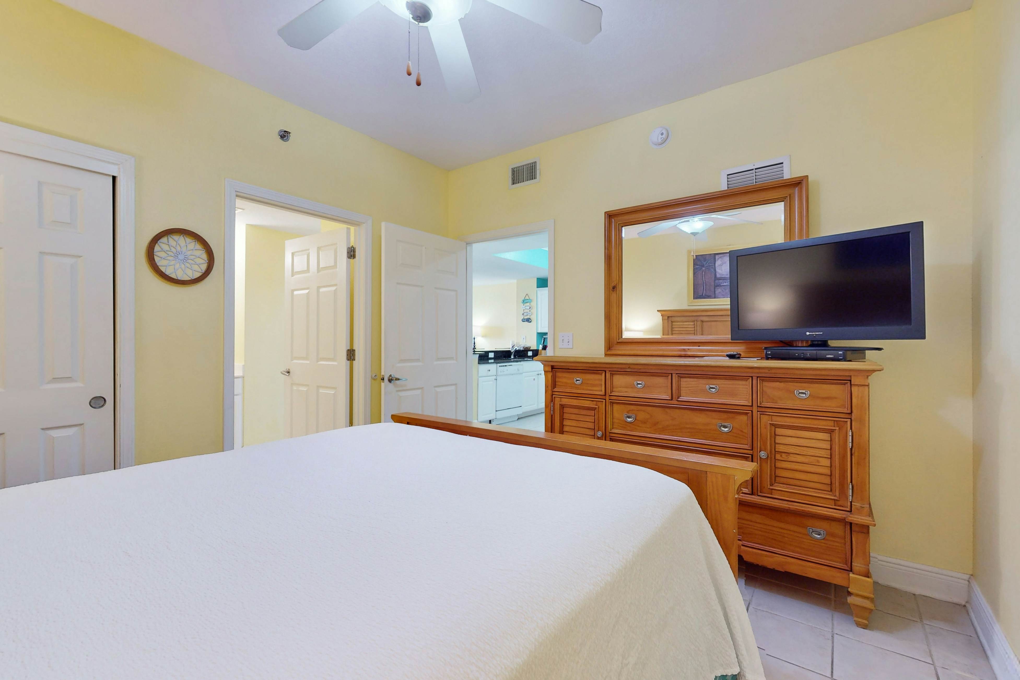 Crystal Shores West 1307