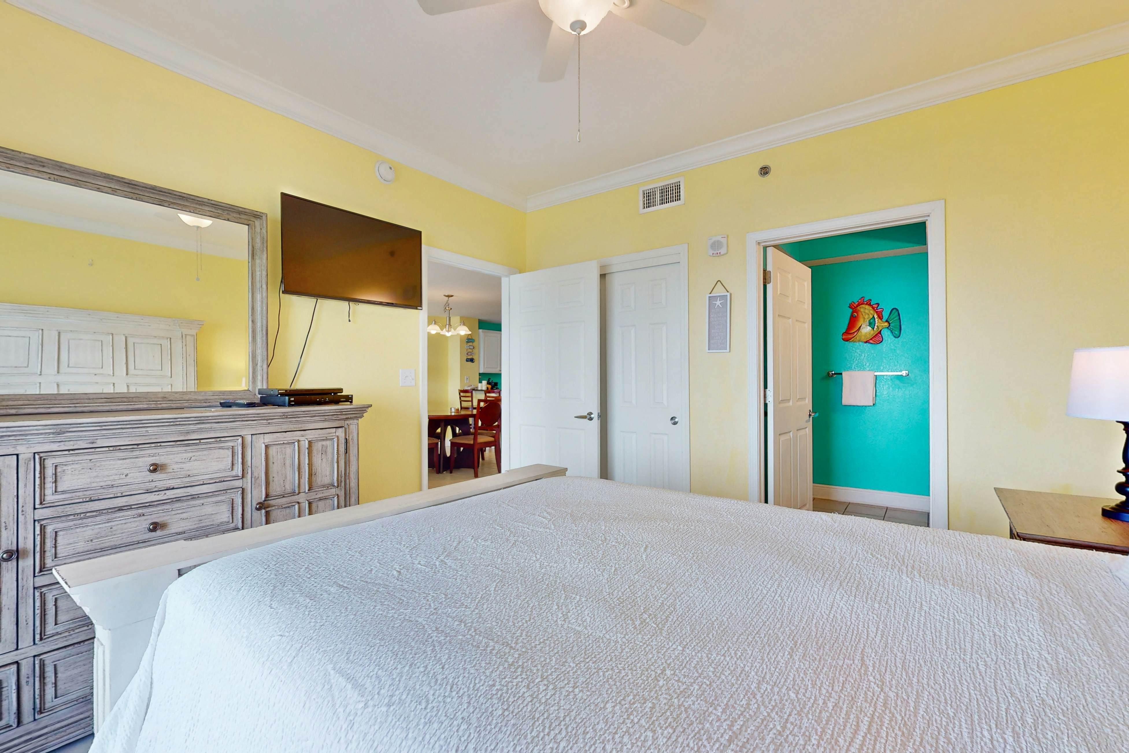 Crystal Shores West 1307