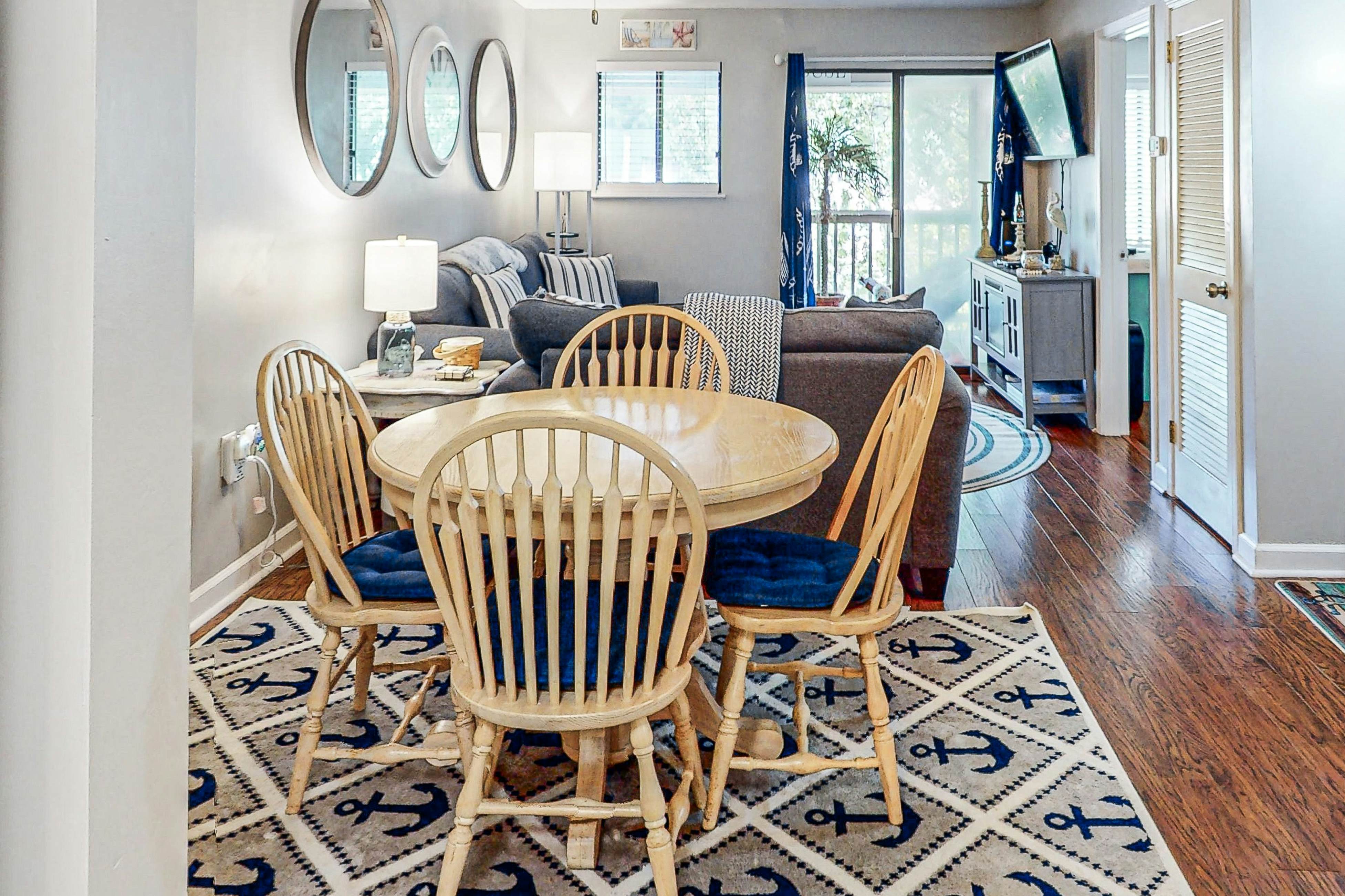 Spa On Port Royal Sound 3313