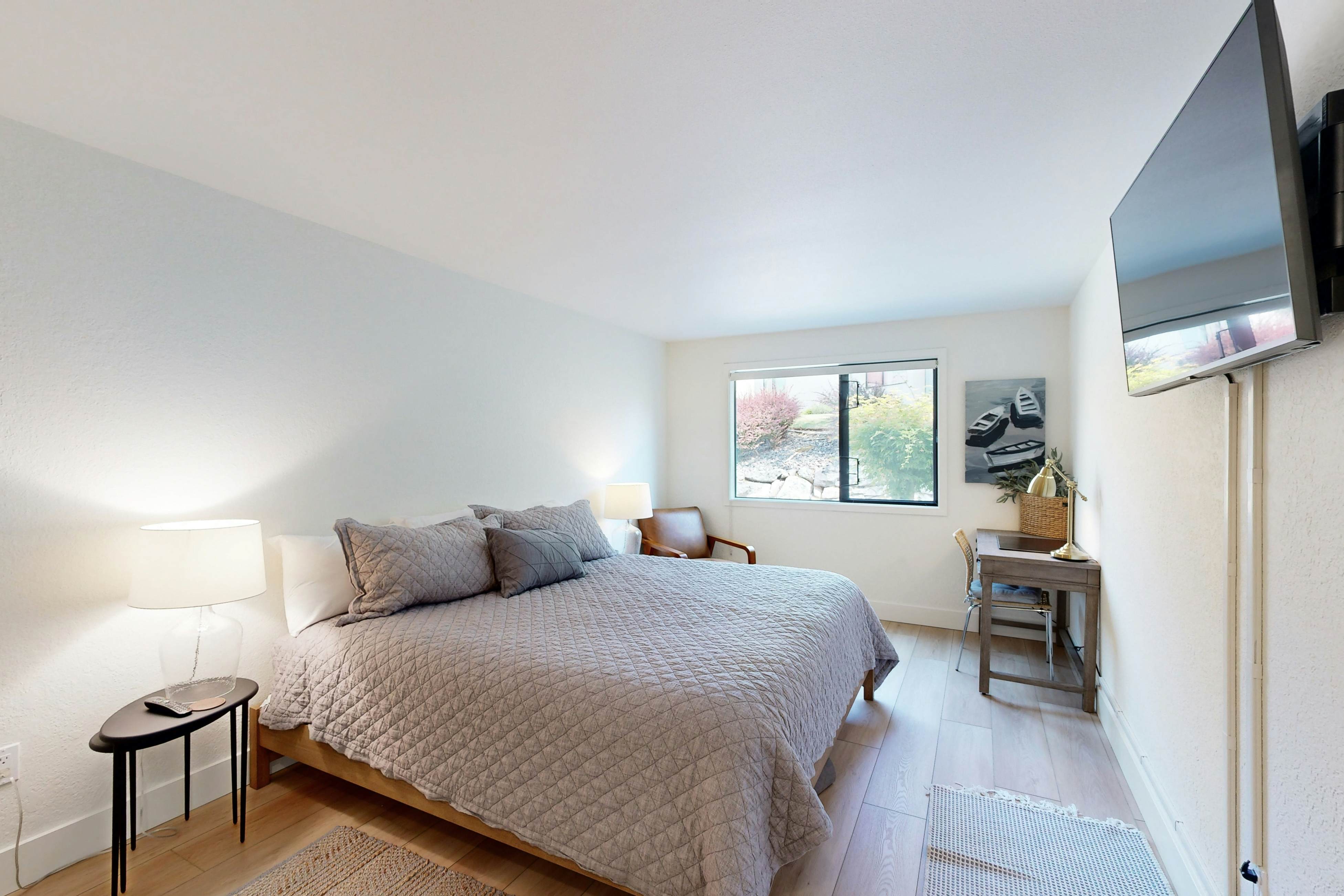 Lake Chelan Shores - Canoe Fancy #11-2