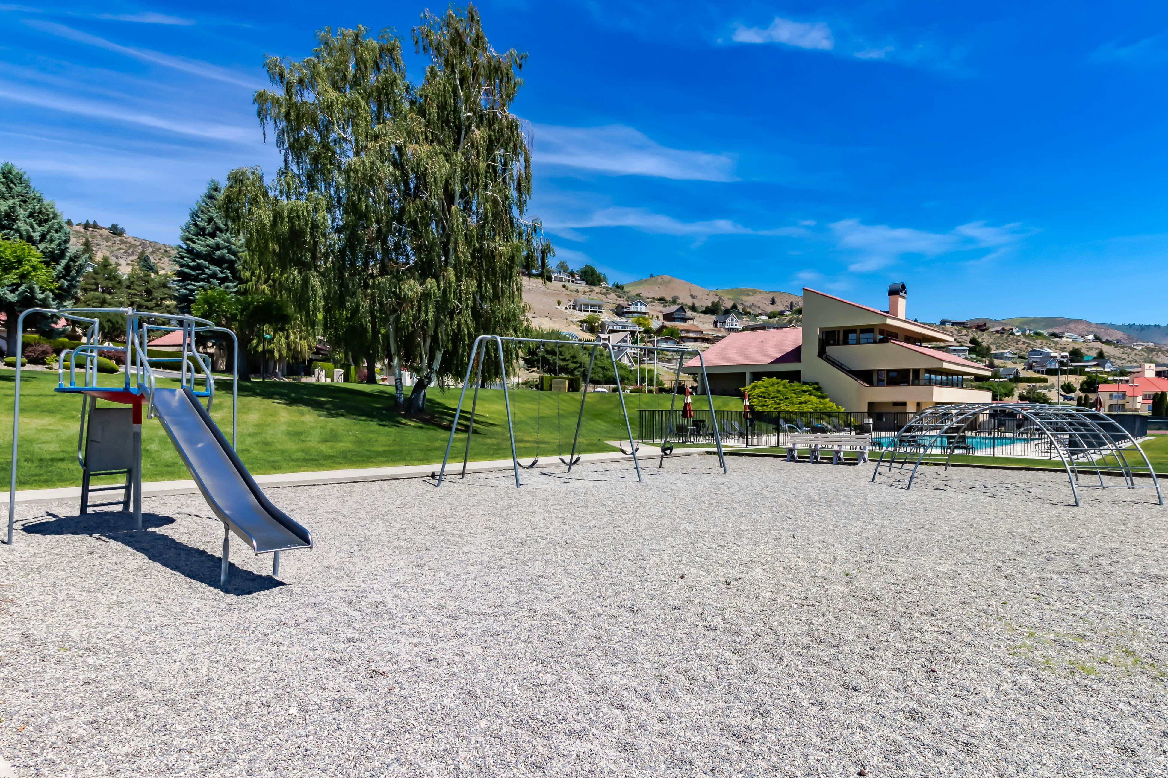 Lake Chelan Shores - Canoe Fancy #11-2