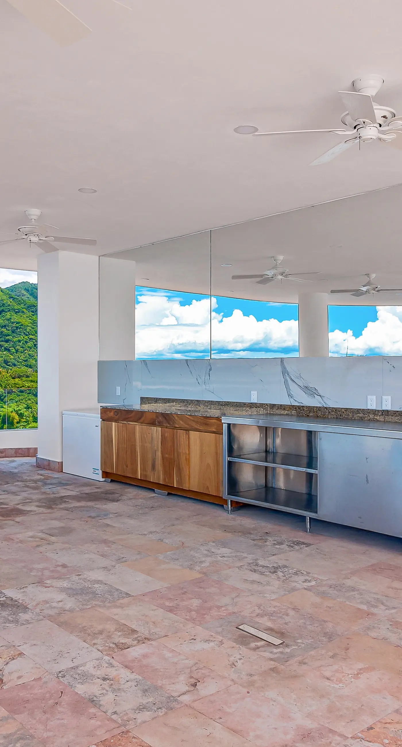 Blue Horizon 601 at Residences